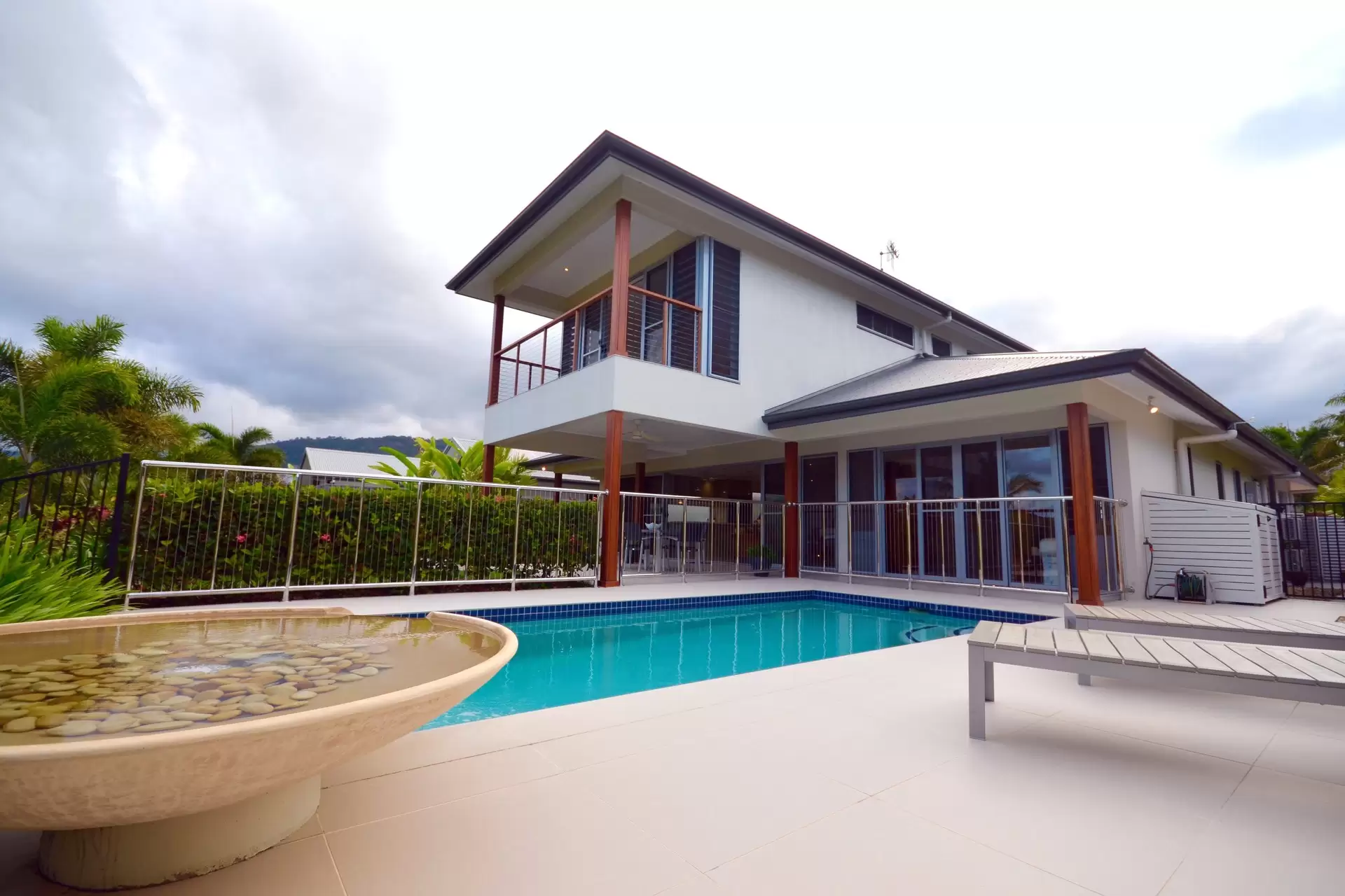 8 Cascade Drive, Port Douglas Sold by Queensland Sotheby's International Realty - image 1