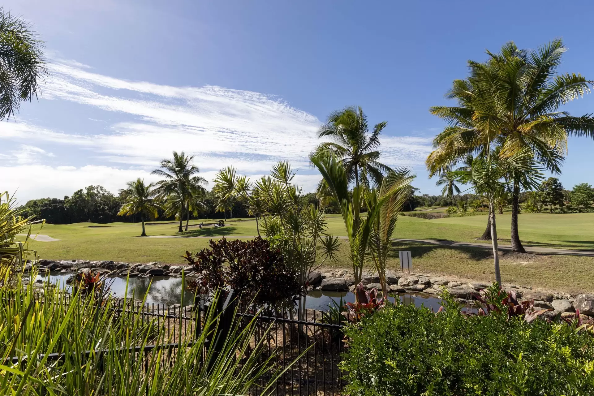 8 Cascade Drive, Port Douglas Sold by Queensland Sotheby's International Realty - image 1