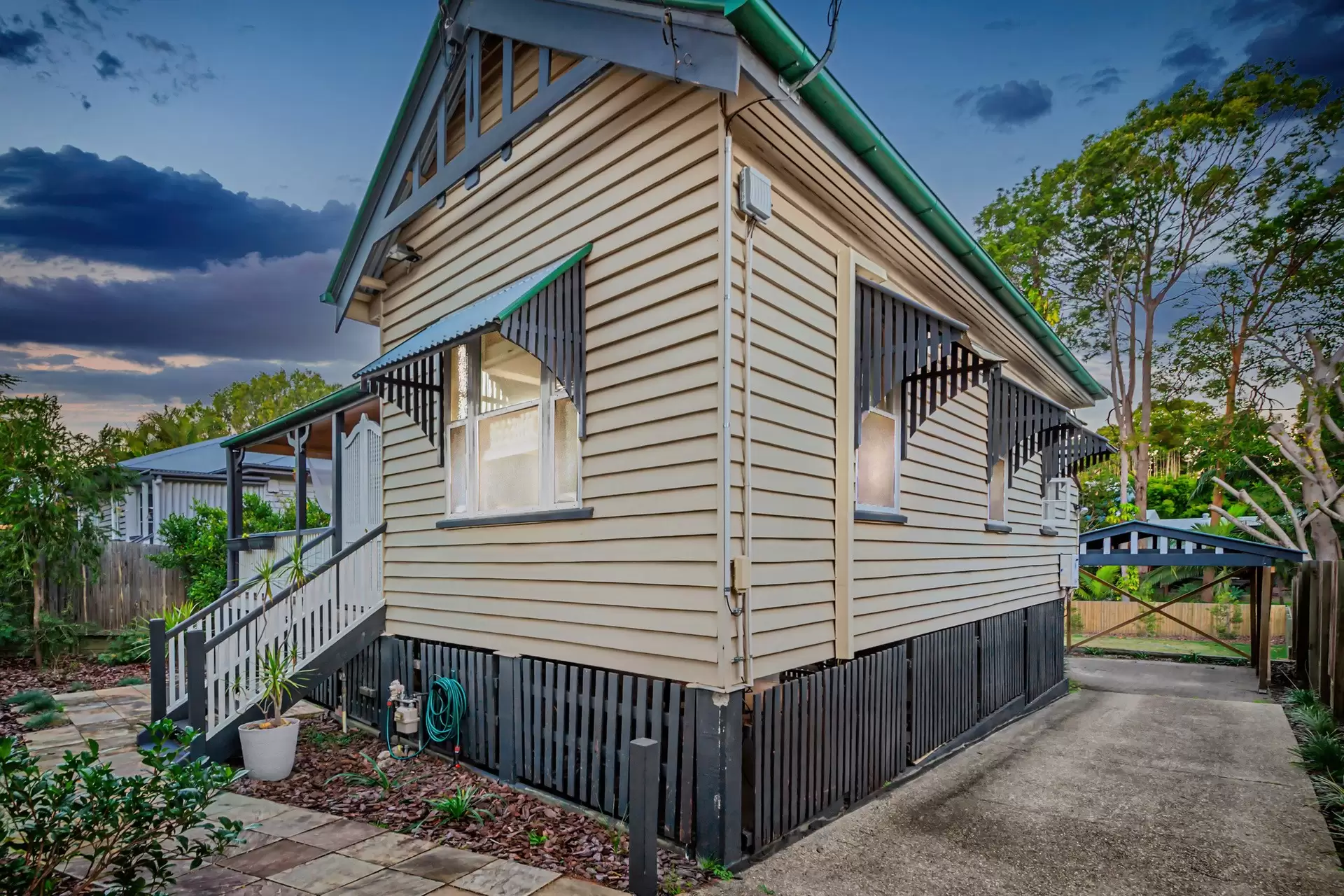 35 Jimbour Street, Kalinga Sold by  - image 1