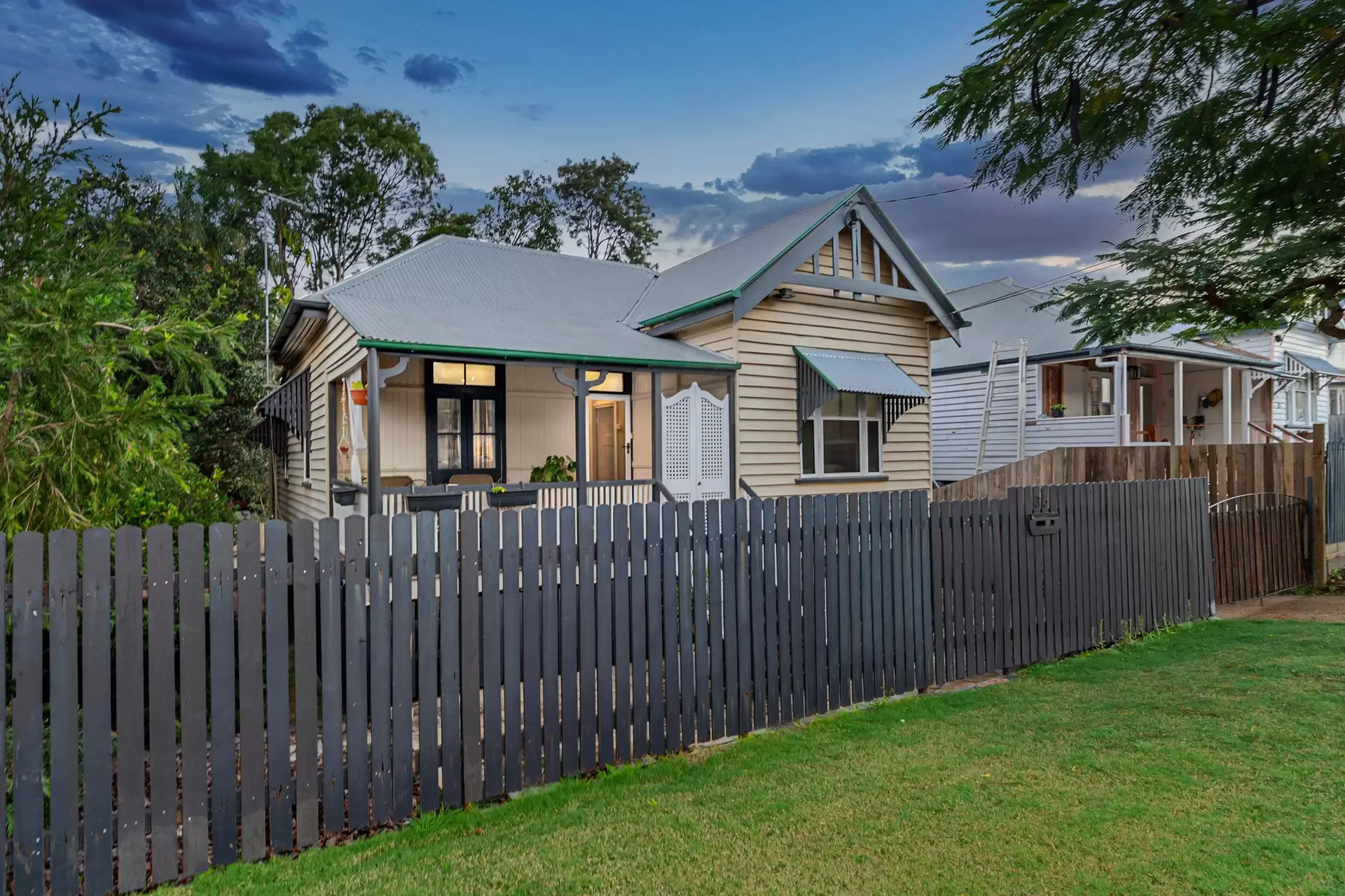 35 Jimbour Street, Kalinga Sold by Queensland Sotheby's International Realty - image 1