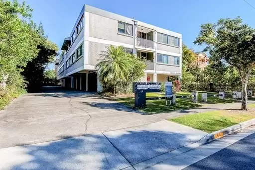 3/64 Bauer Street, Southport Sold by Queensland Sotheby's International Realty