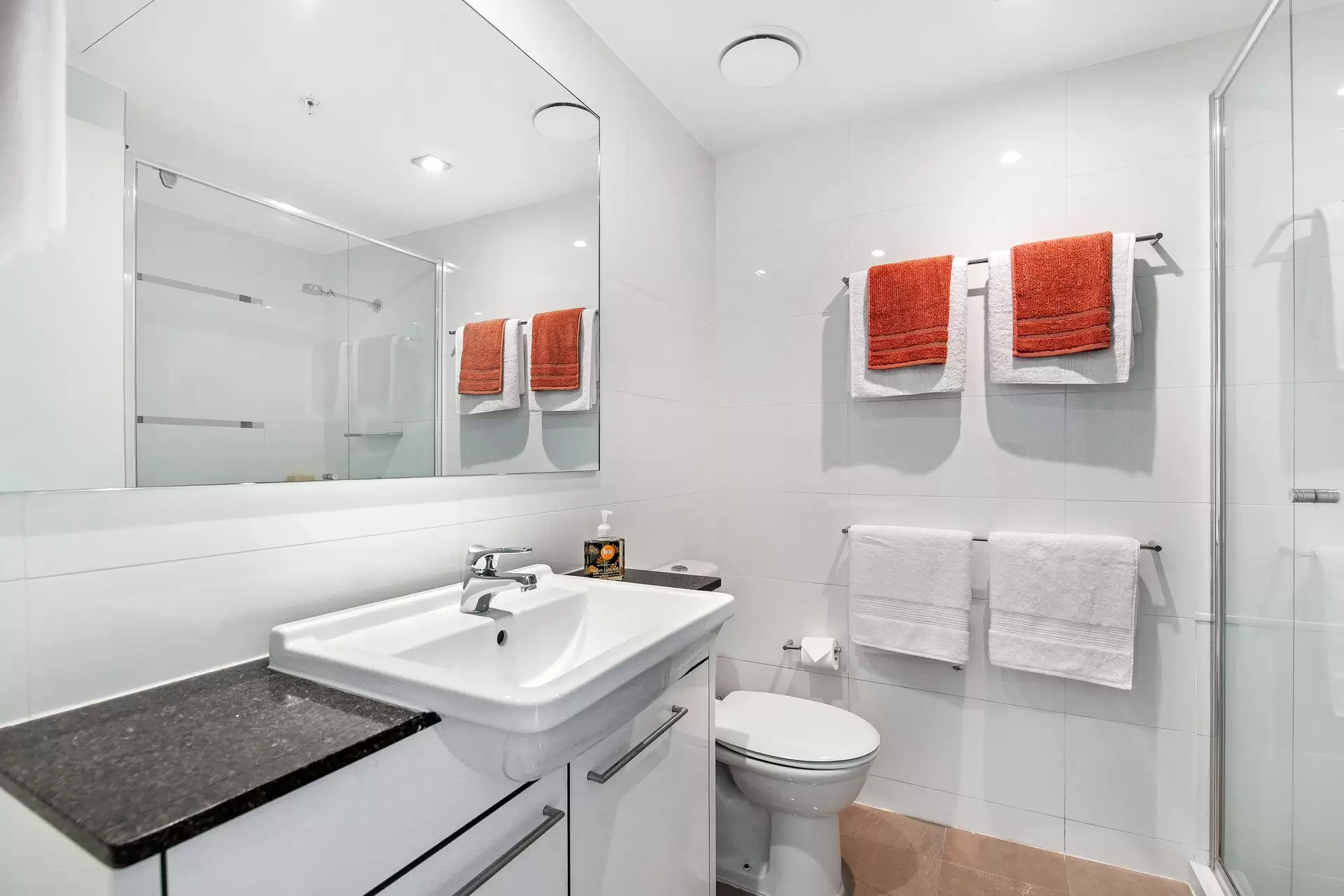 1704 Sierra Grand, 22 Surf Parade, Broadbeach Sold by Queensland Sotheby's International Realty - image 1