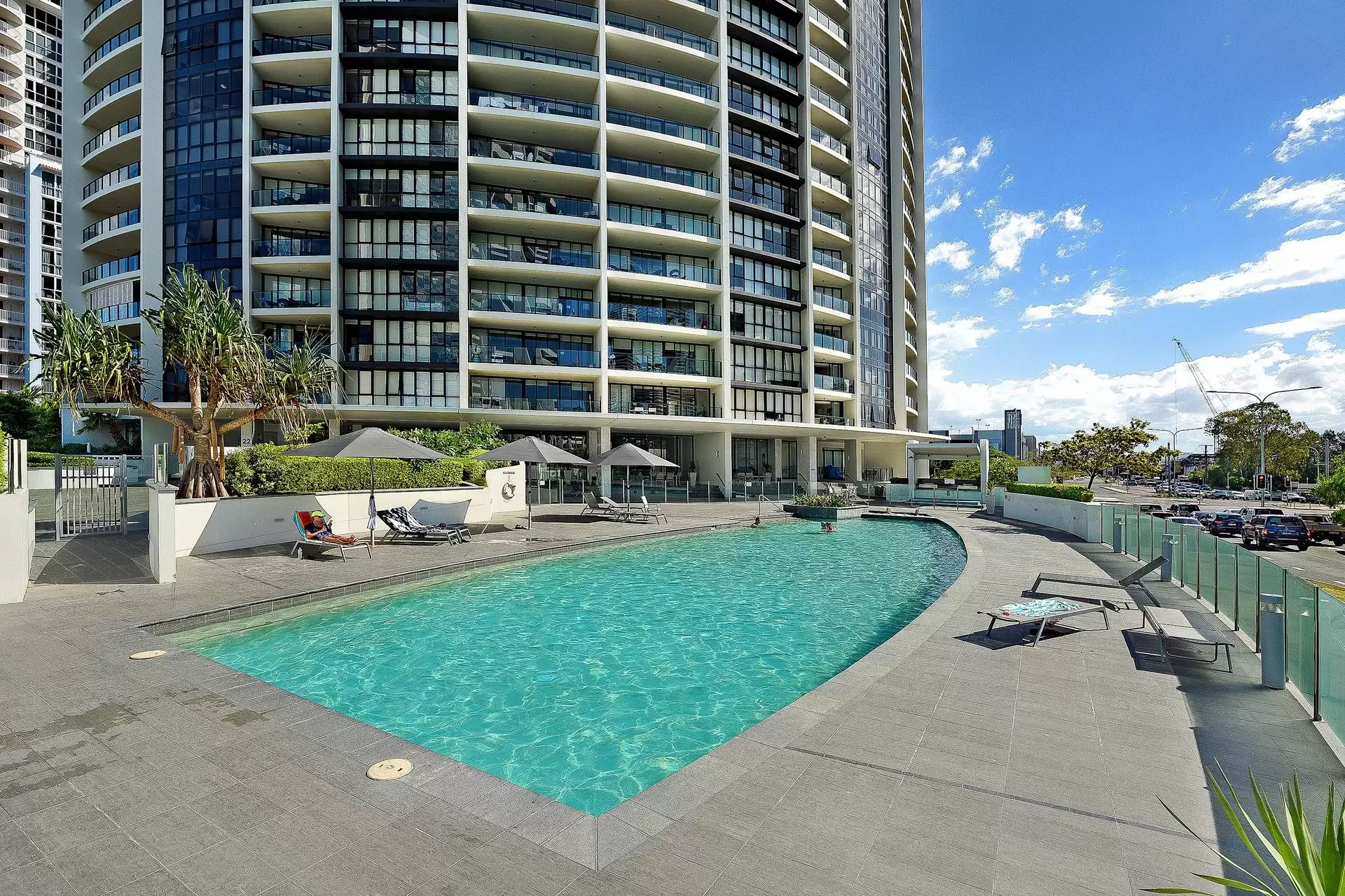 1704 Sierra Grand, 22 Surf Parade, Broadbeach Sold by Queensland Sotheby's International Realty - image 1