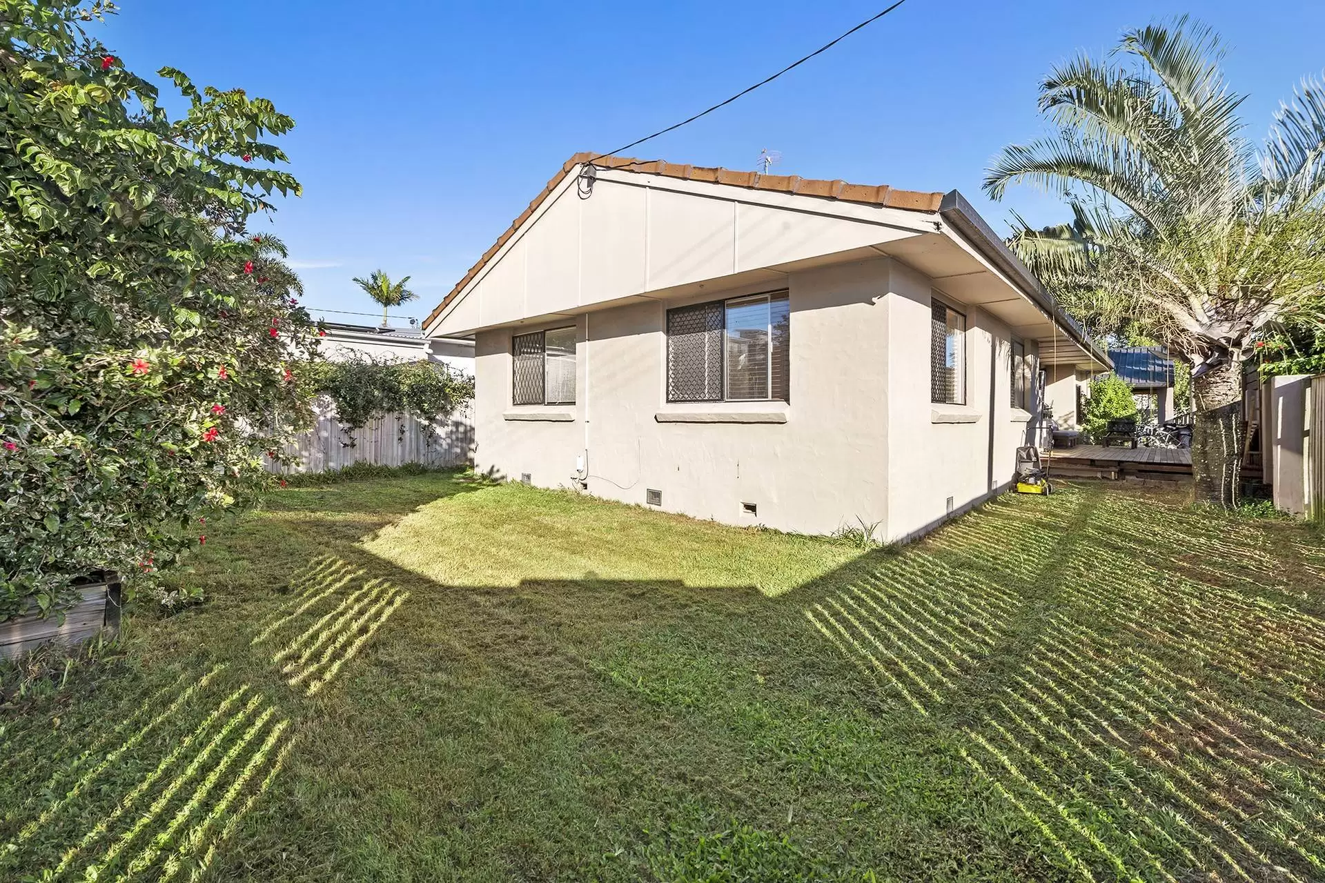 130 Muir Street, Labrador Sold by  - image 1