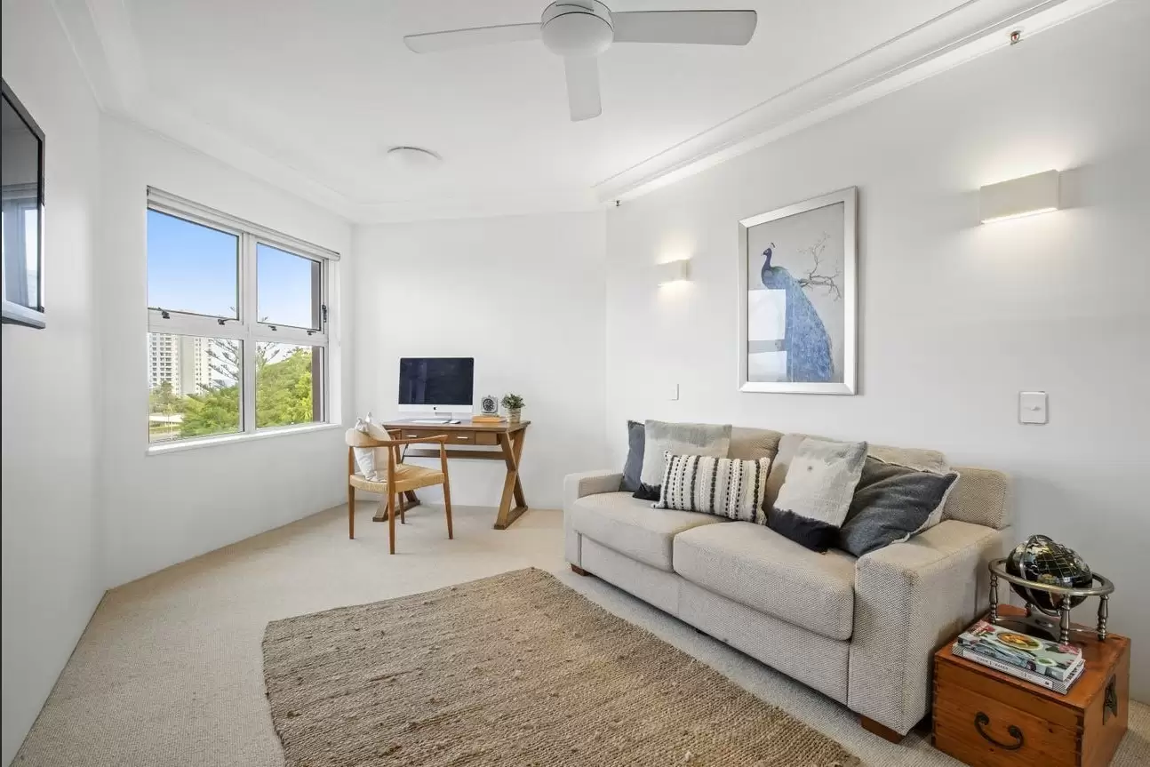 29/12 Commodore Drive, Surfers Paradise Sold by Queensland Sotheby's International Realty - image 1