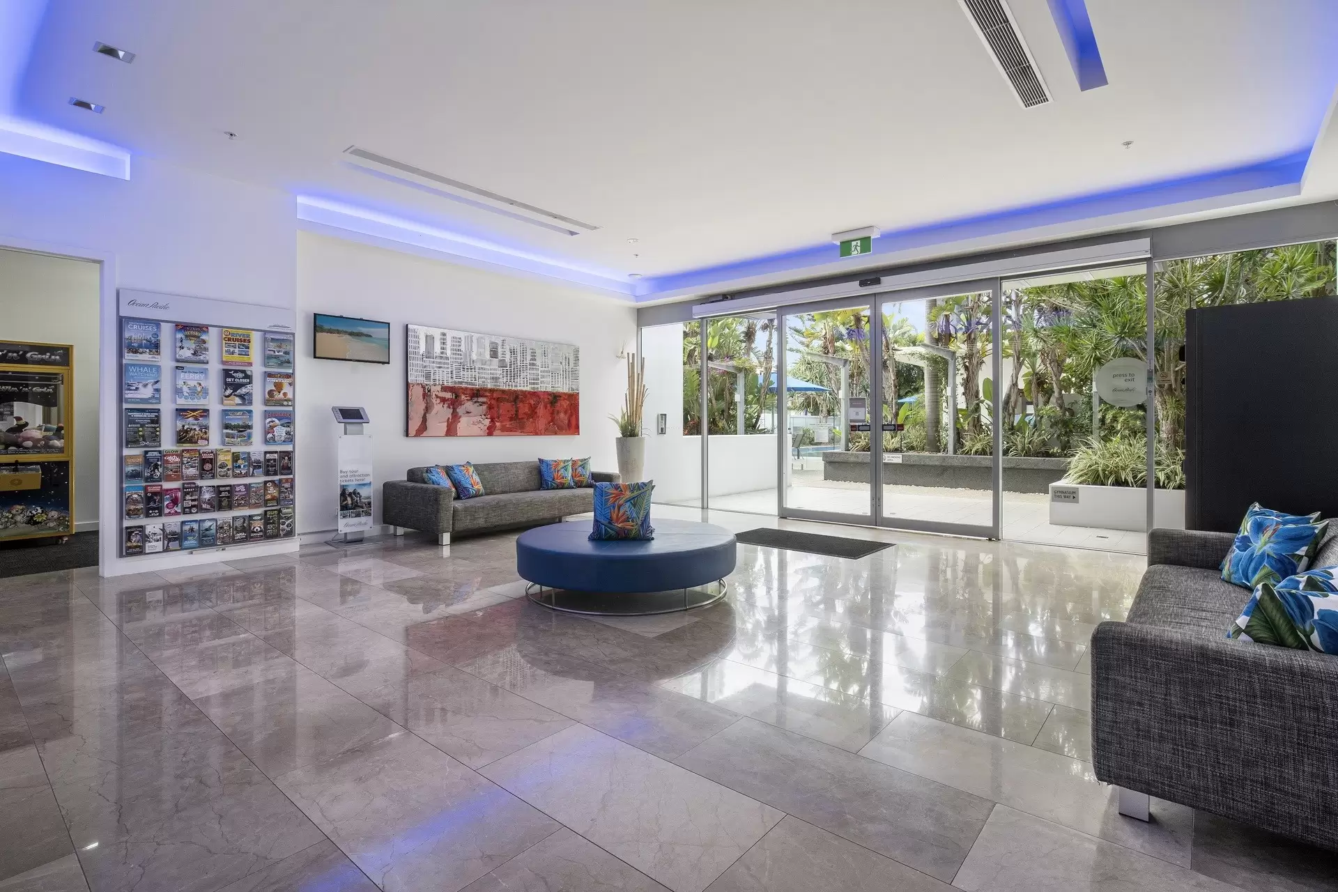 181/25 Surf Parade, Broadbeach Sold by Queensland Sotheby's International Realty - image 1