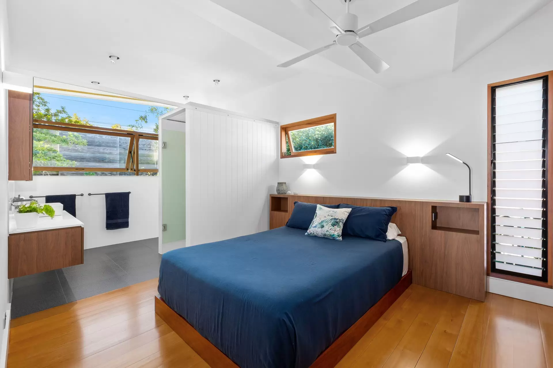 71 Jackson Street, Clayfield Sold by  - image 1