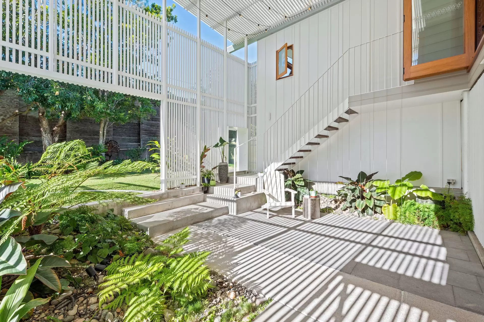 71 Jackson Street, Clayfield Sold by Queensland Sotheby's International Realty - image 1