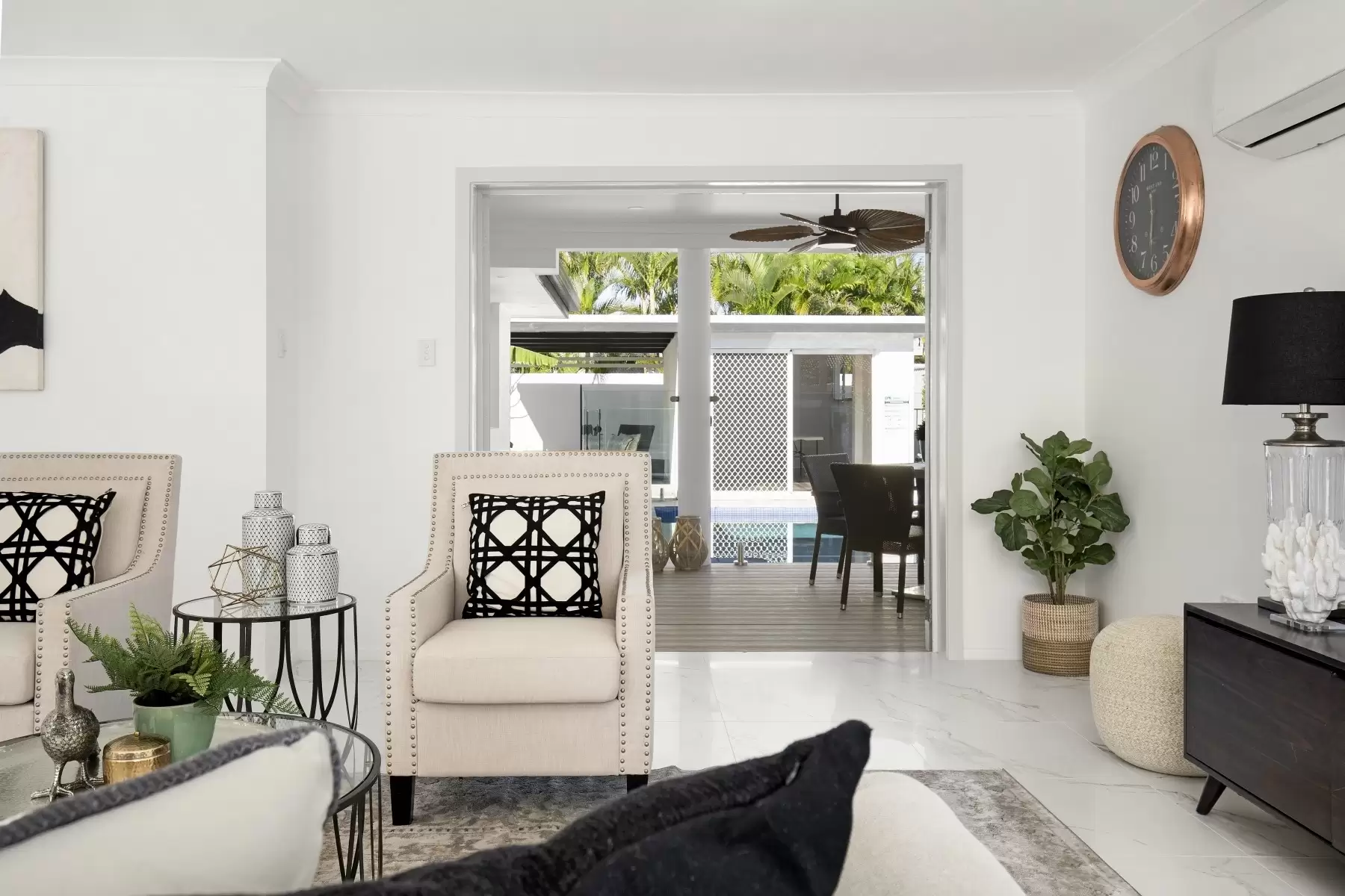 48 Coogeen Street, Sorrento Sold by Queensland Sotheby's International Realty - image 1