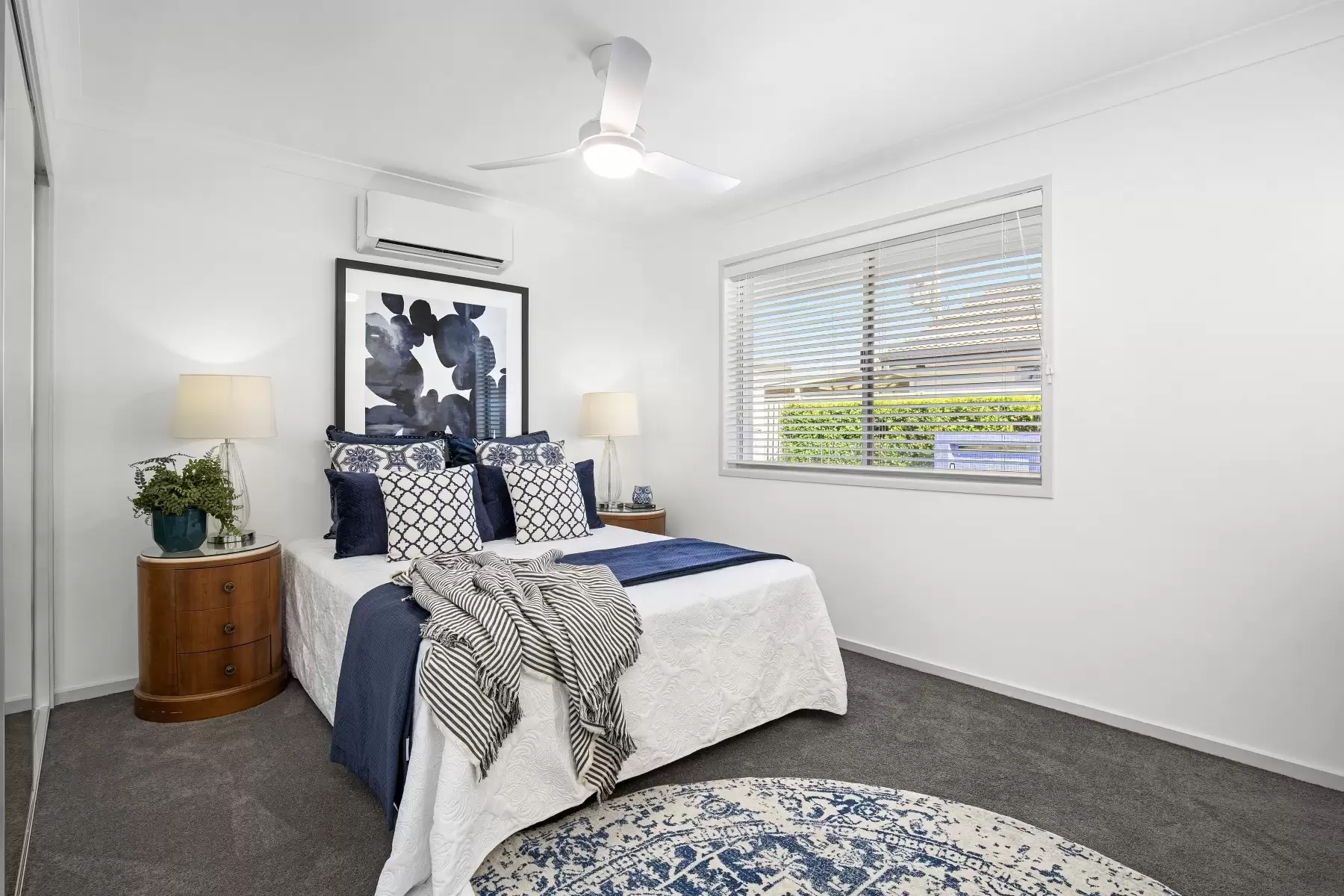 48 Coogeen Street, Sorrento Sold by Queensland Sotheby's International Realty - image 1