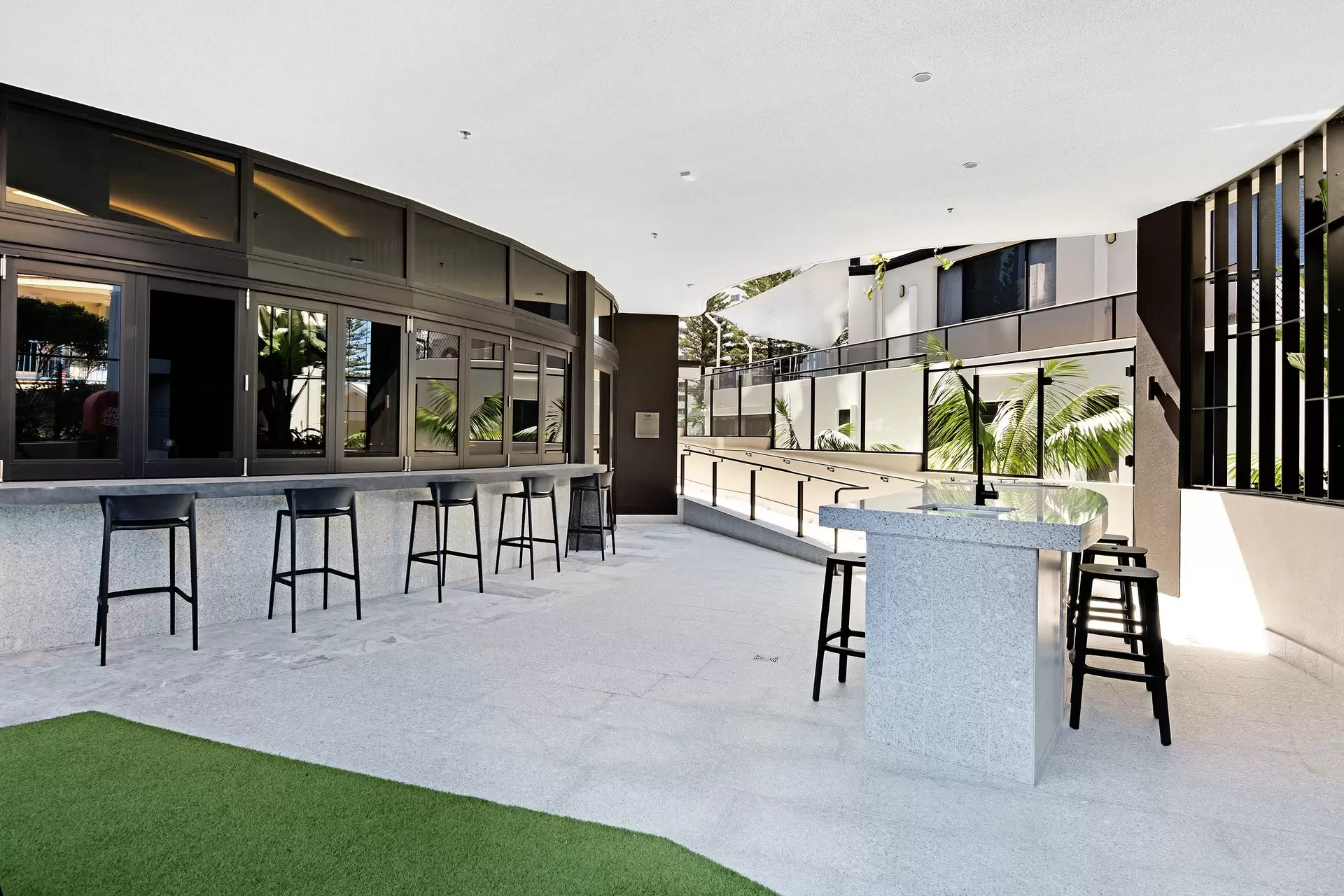 603/10-12 First Avenue, Broadbeach Sold by Queensland Sotheby's International Realty - image 1