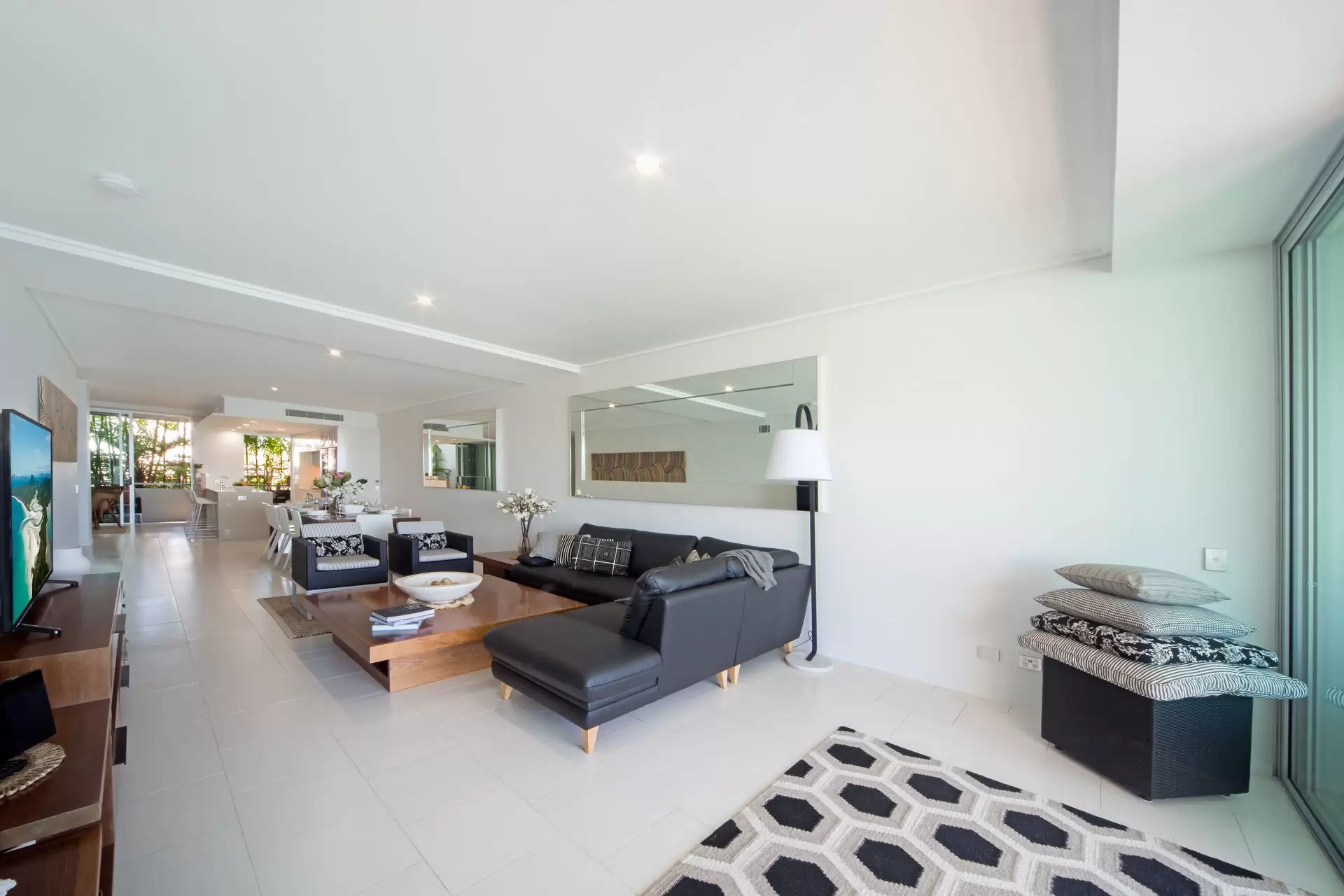 24/144 Shingley Drive, Airlie Beach Sold by Queensland Sotheby's International Realty - image 1