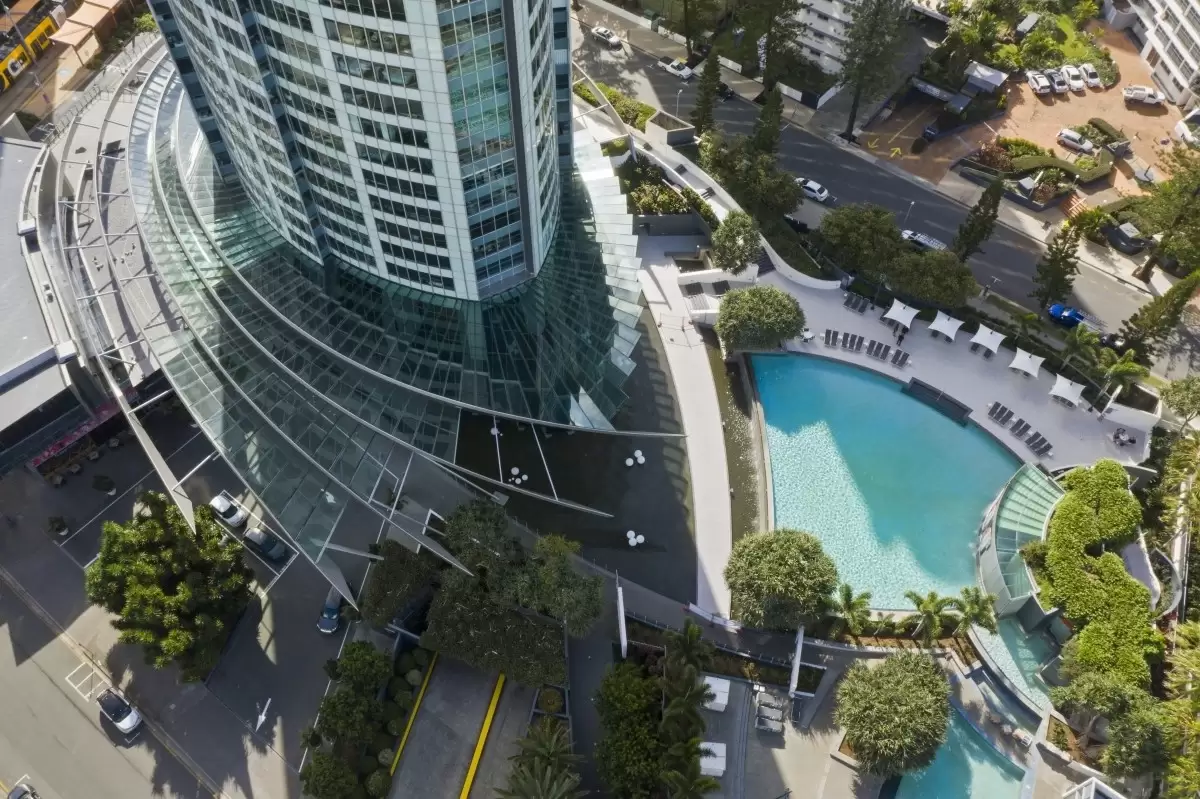 2207/9 Hamilton Avenue, Surfers Paradise Sold by  - image 1