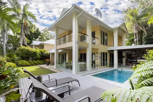 25/24-70 Nautilus Street, Port Douglas Sold by Queensland Sotheby's International Realty