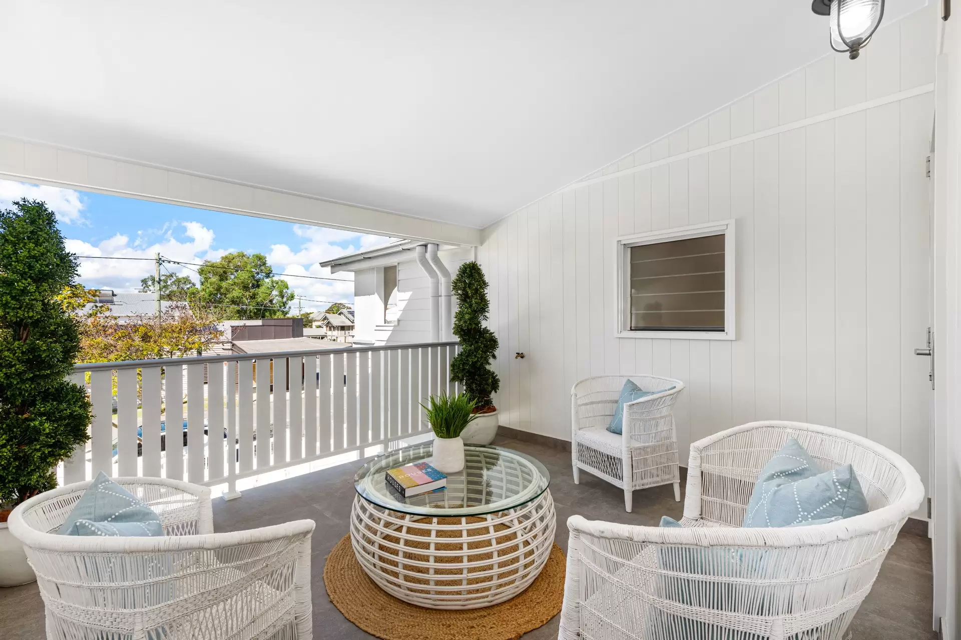 168 Kent Road, Kalinga Sold by Queensland Sotheby's International Realty - image 1