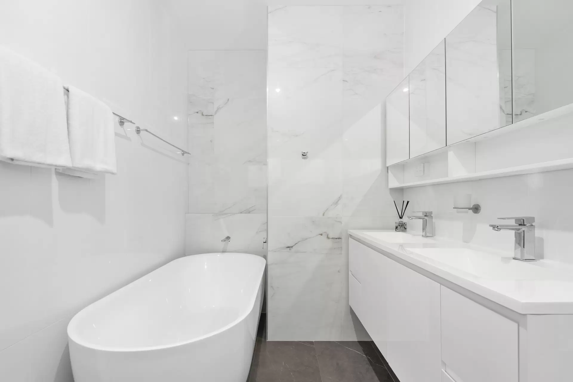 31 Emerald Street, Kedron Sold by Queensland Sotheby's International Realty - image 1