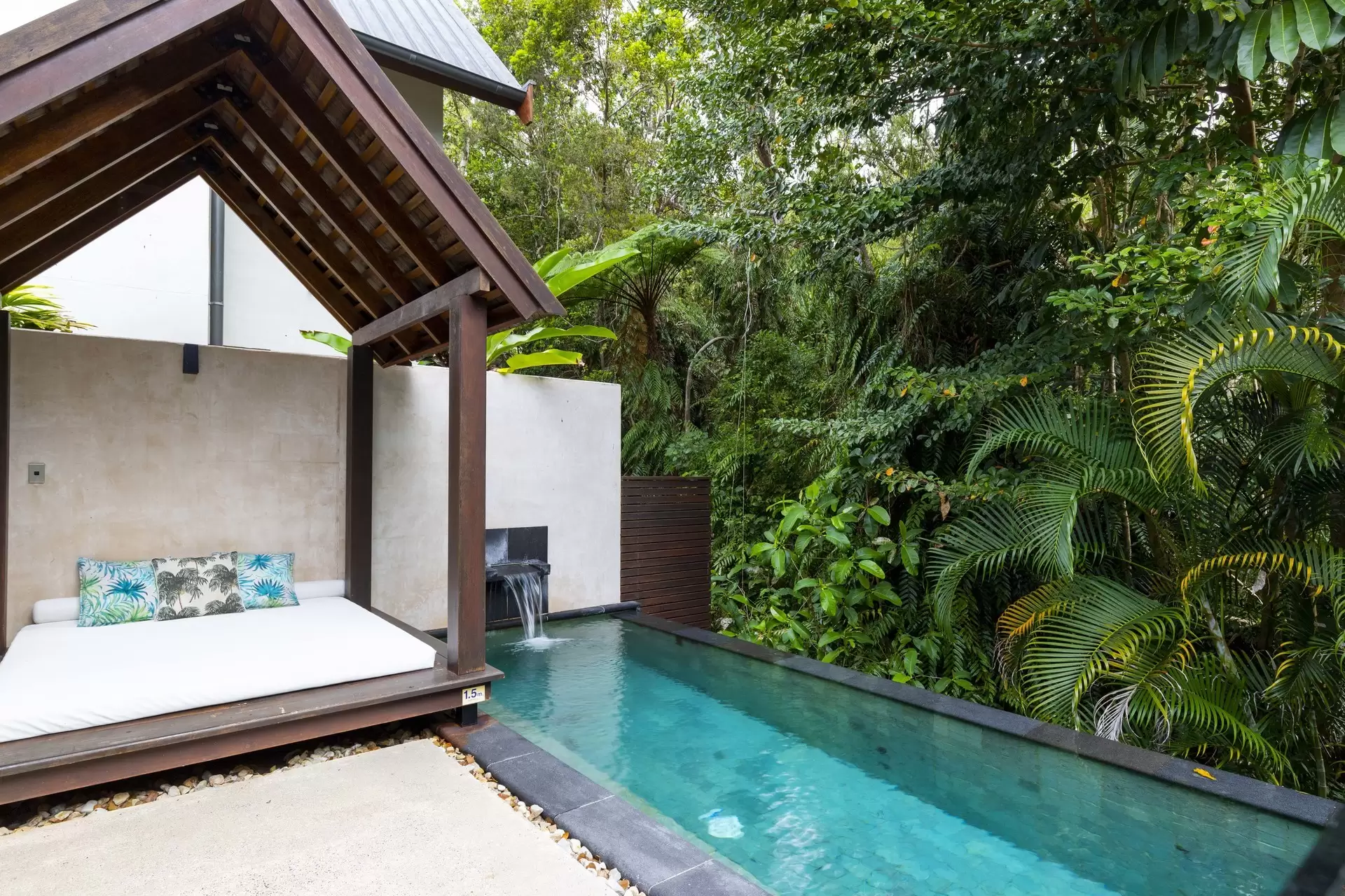 30 Bale Drive, Port Douglas Sold by Queensland Sotheby's International Realty - image 1