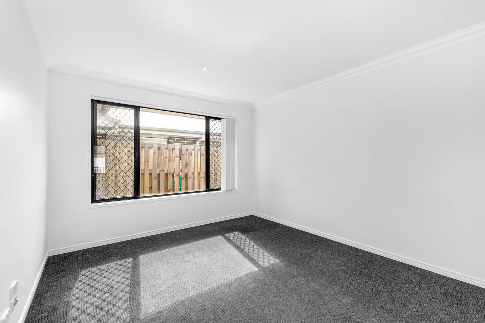 7 Lauren Circuit, Brighton Sold by Queensland Sotheby's International Realty - image 1
