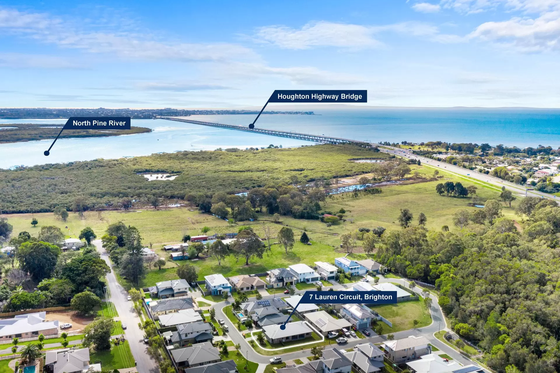 7 Lauren Circuit, Brighton Sold by Queensland Sotheby's International Realty - image 1