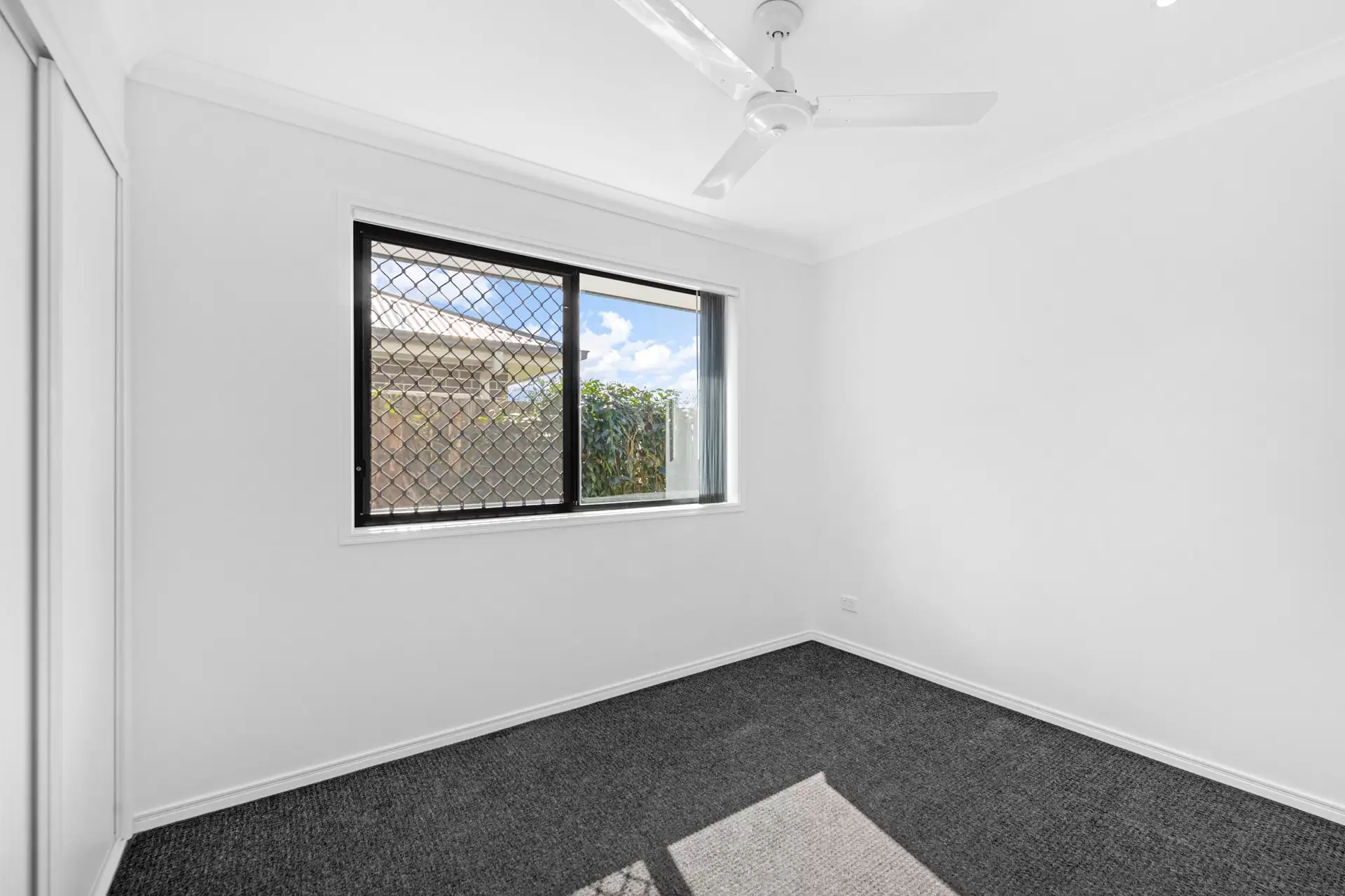 7 Lauren Circuit, Brighton Sold by  - image 1