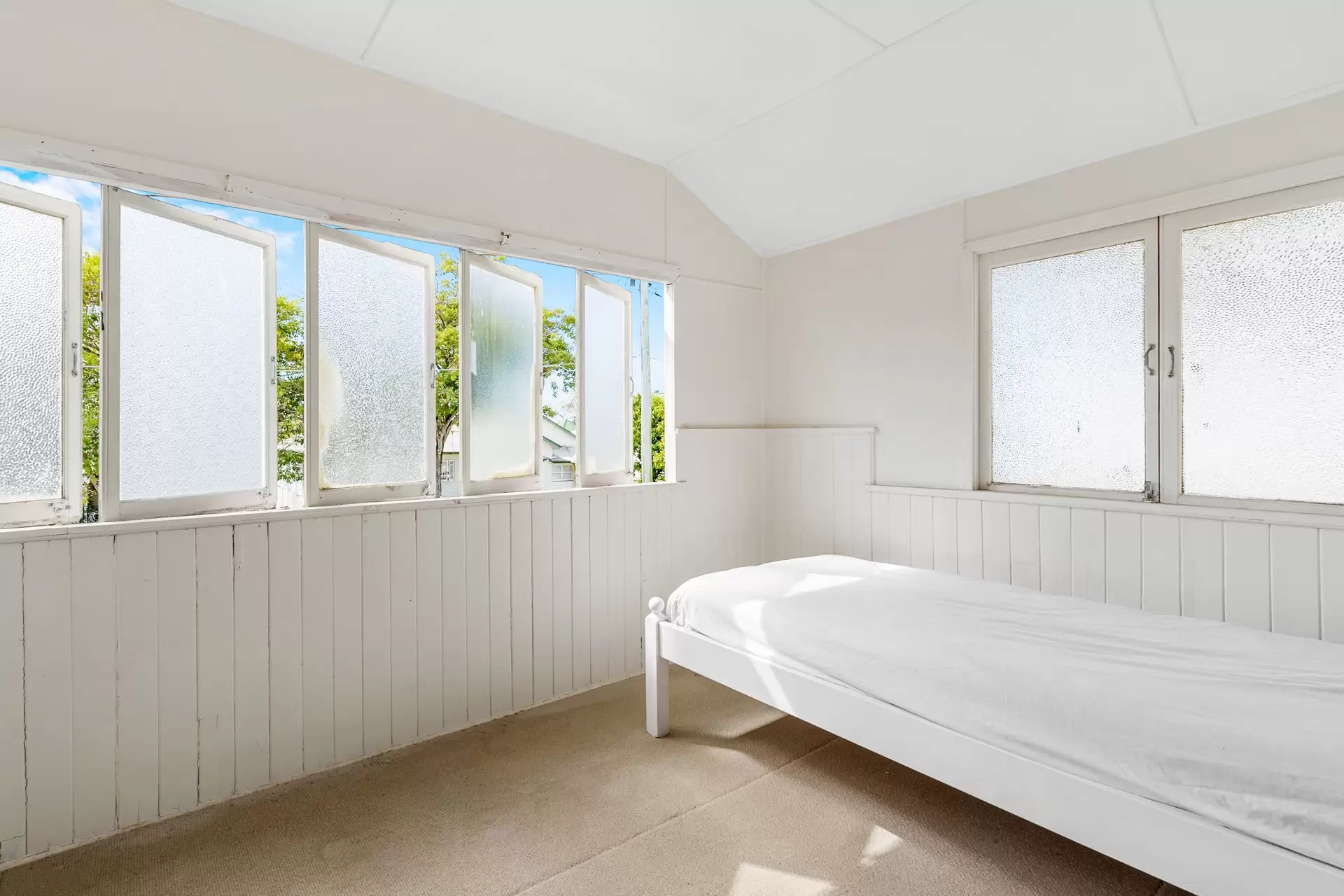 22 Sydney Street, Clayfield Sold by Queensland Sotheby's International Realty - image 1