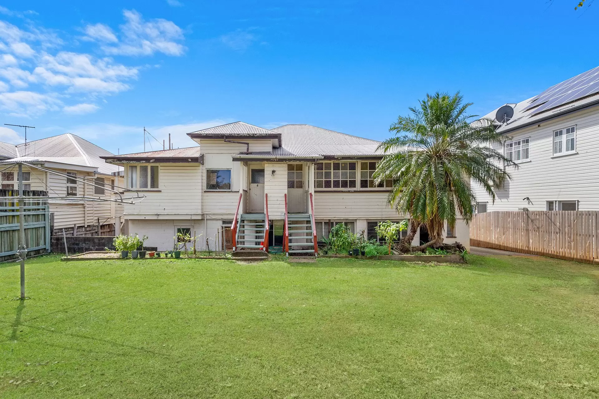 22 Sydney Street, Clayfield Sold by  - image 1