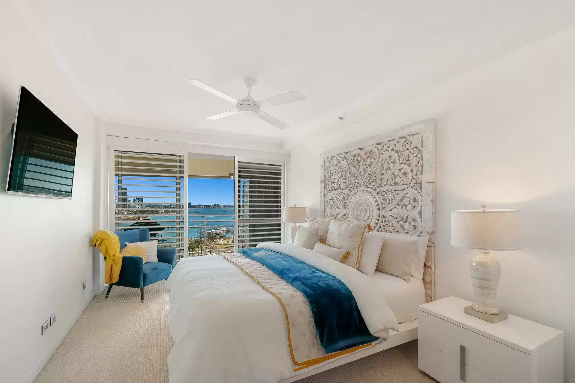 2143/1 Lennie Avenue, Main Beach Sold by Queensland Sotheby's International Realty - image 1