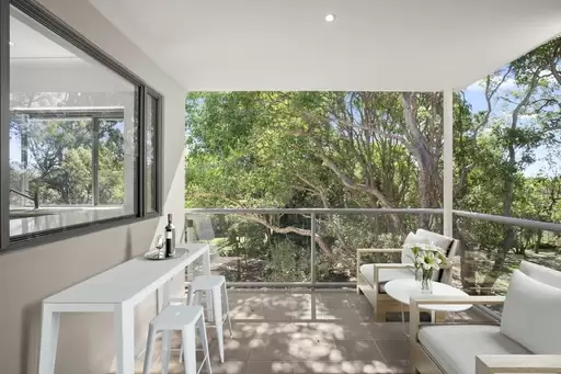 11/523 Gold Coast Highway, Tugun Sold by Queensland Sotheby's International Realty
