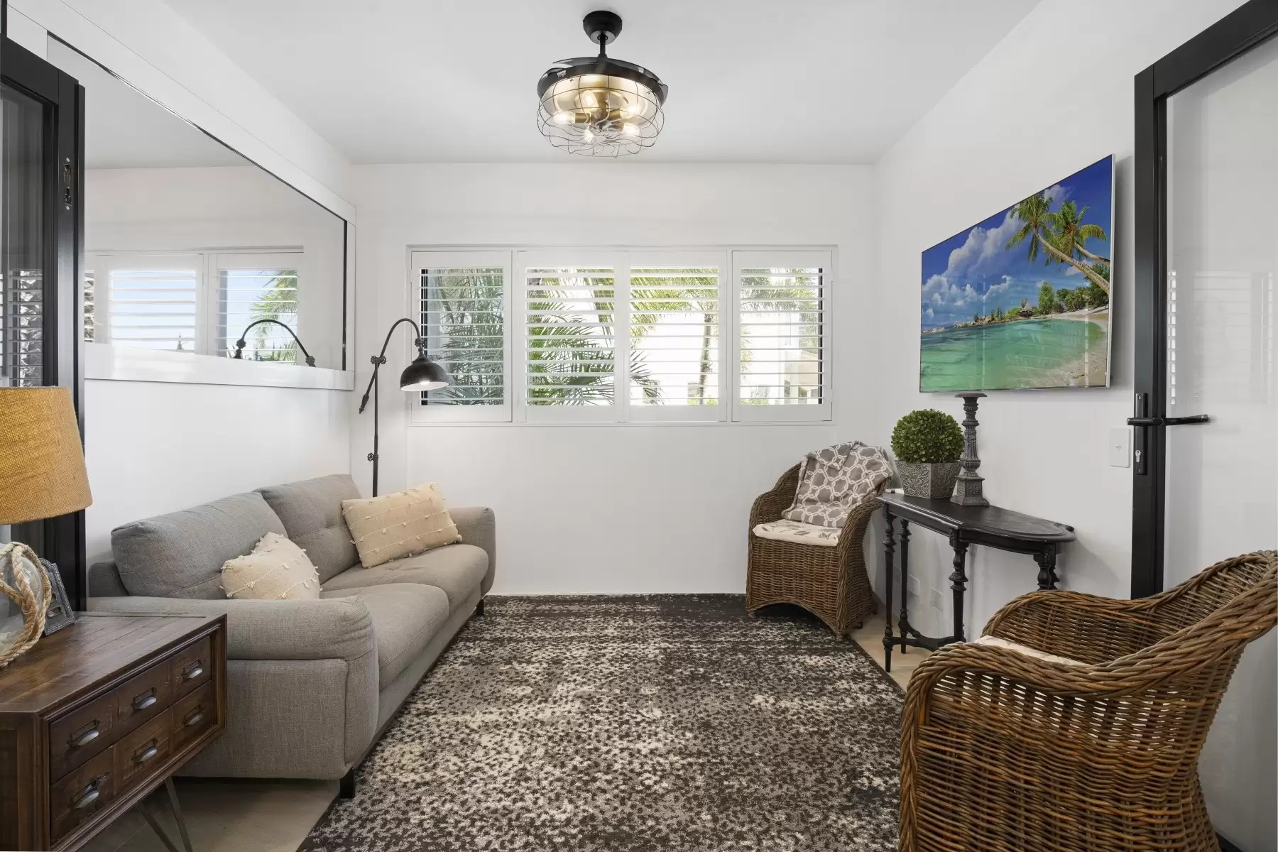 2/36-38 Oatland Esplanade, Runaway Bay Sold by Queensland Sotheby's International Realty - image 1