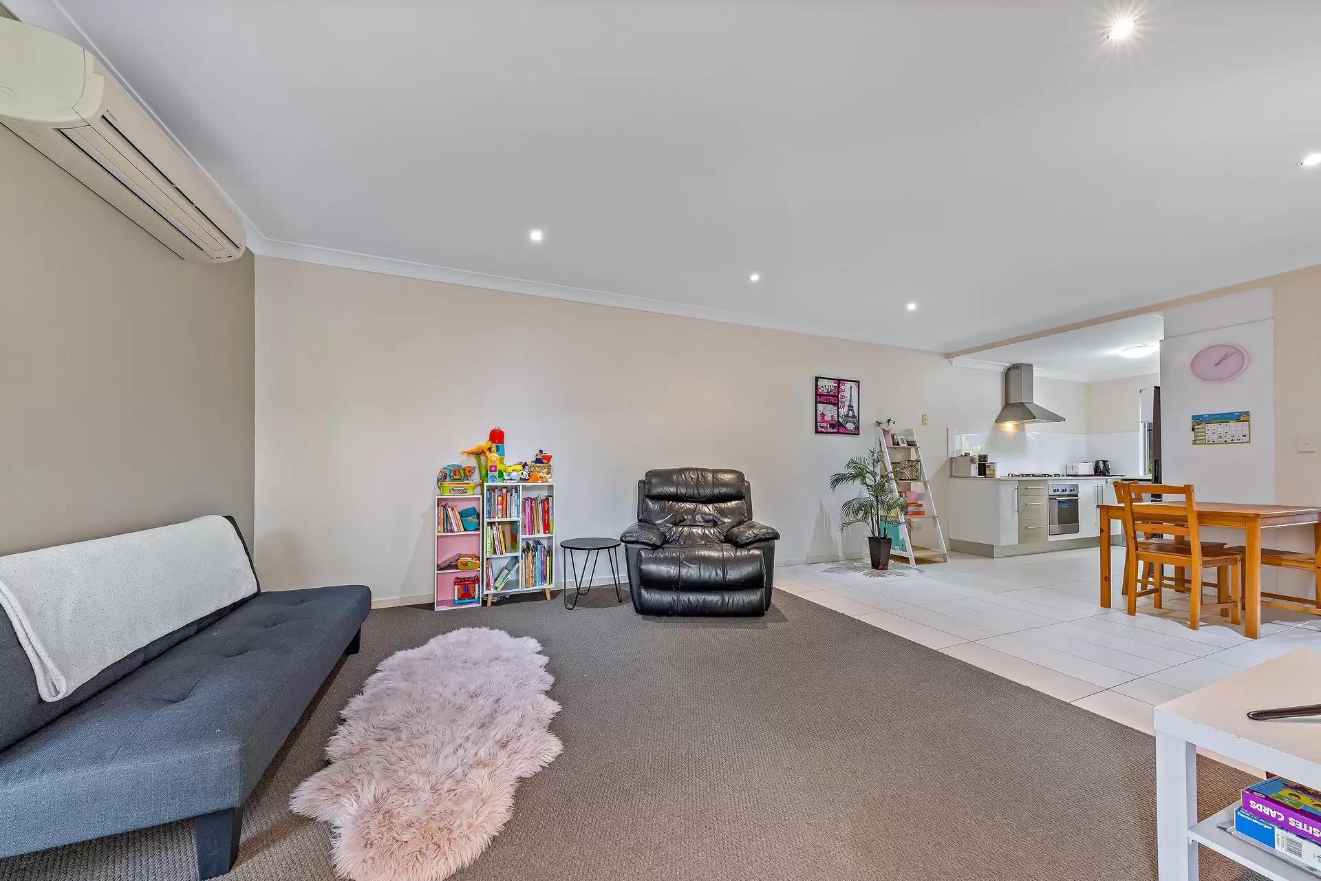 14/65 Manooka Drive, Cannonvale Sold by Queensland Sotheby's International Realty - image 1