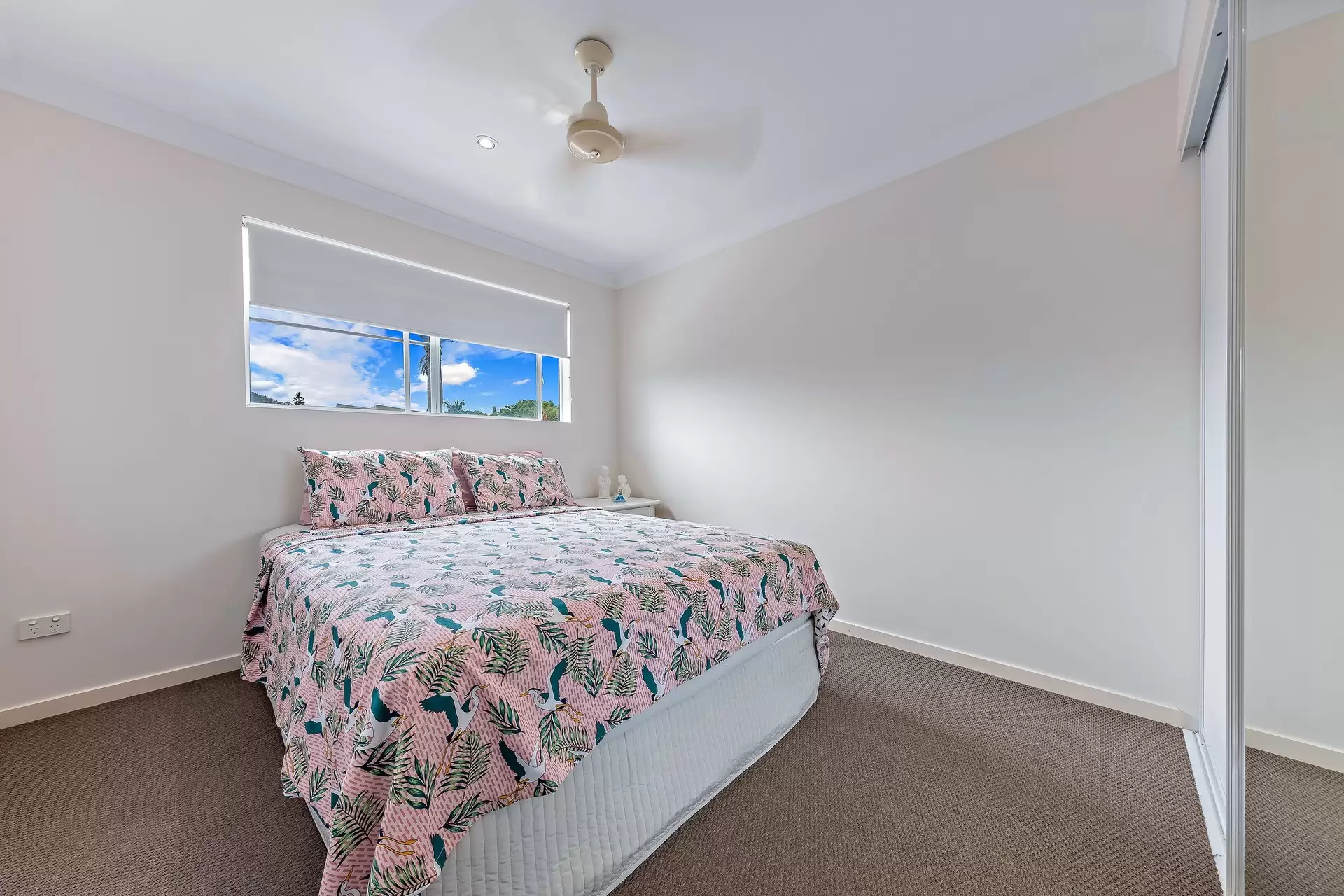 14/65 Manooka Drive, Cannonvale Sold by Queensland Sotheby's International Realty - image 1