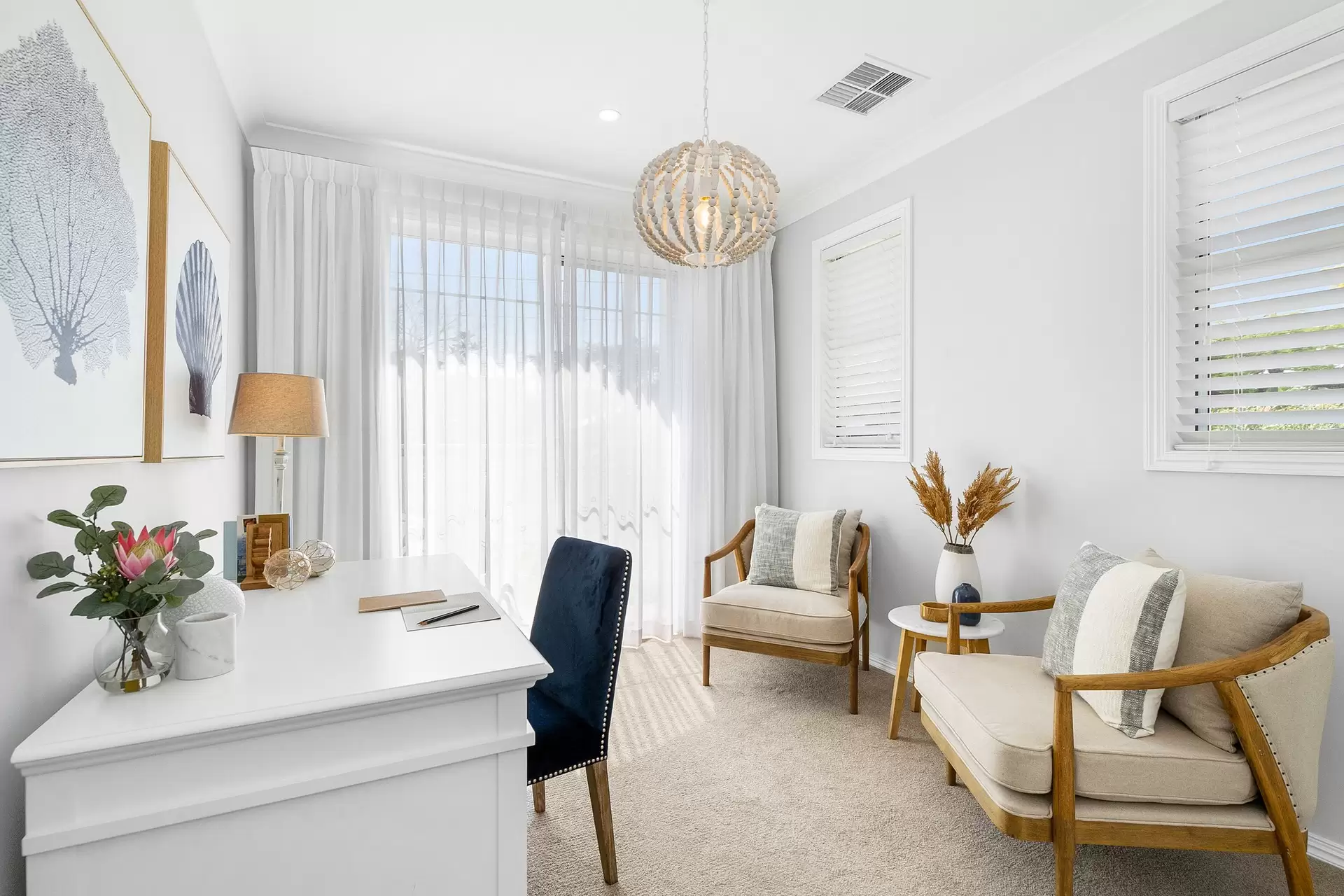 11 Hamilton Avenue, Hendra Sold by Queensland Sotheby's International Realty - image 1
