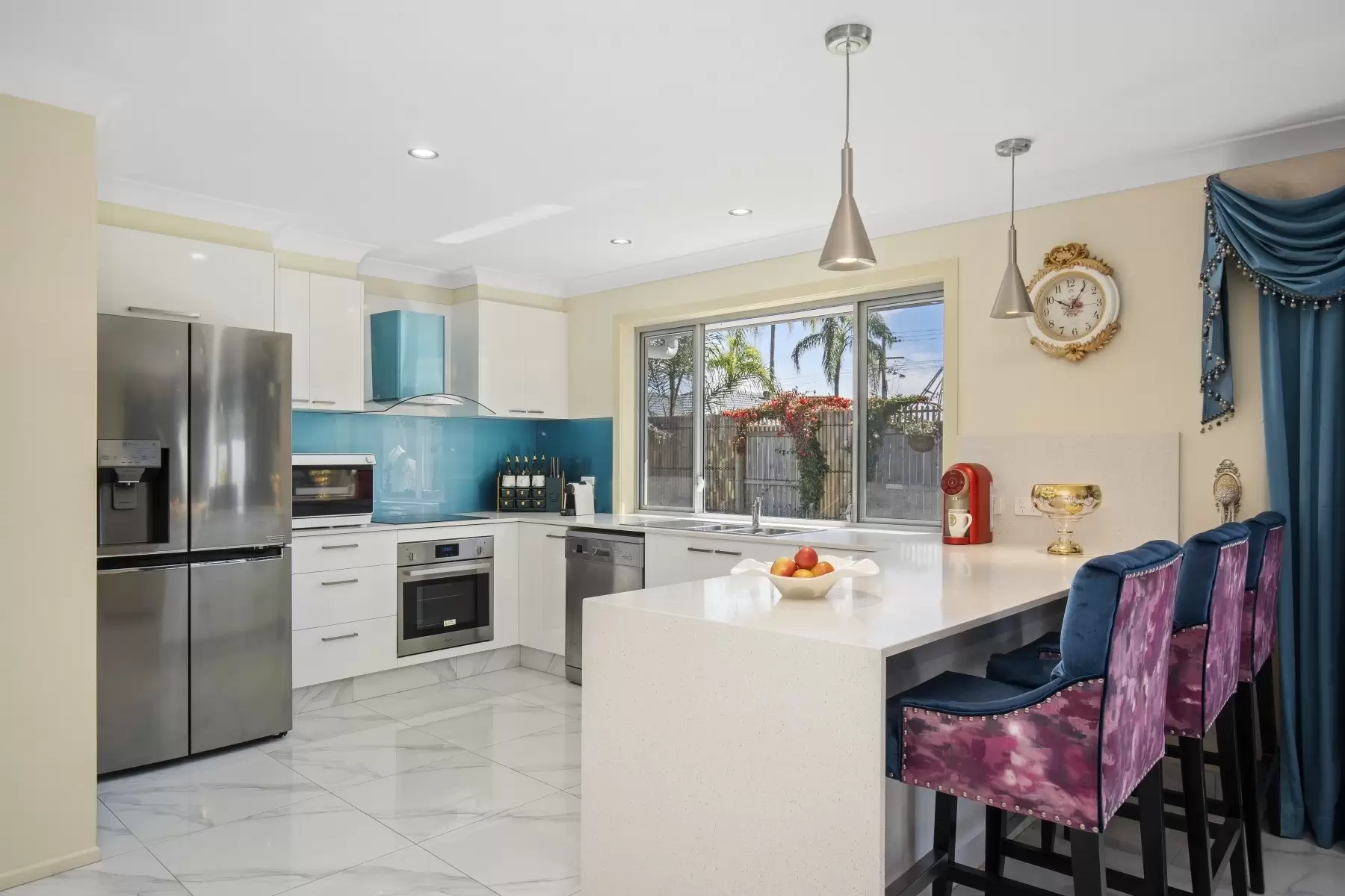 3 Medland Court, Sorrento Sold by Queensland Sotheby's International Realty - image 1