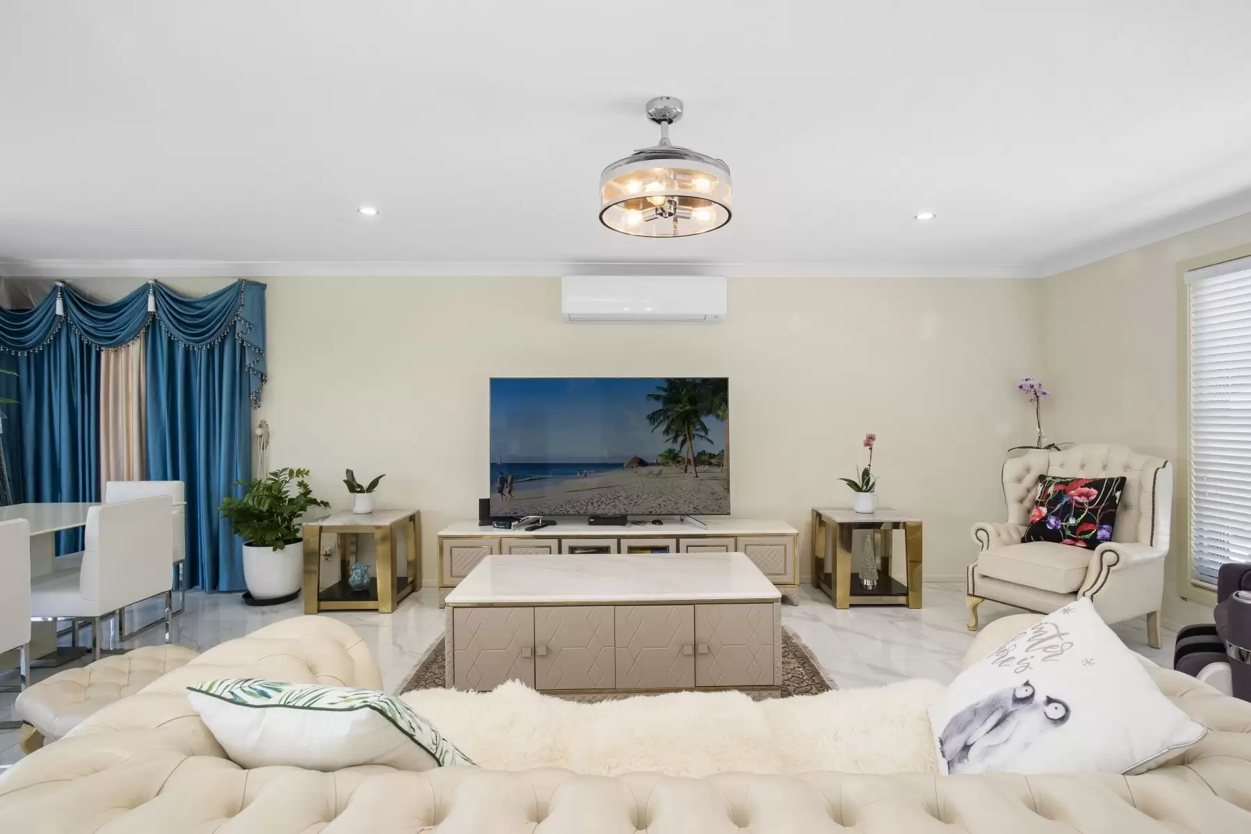3 Medland Court, Sorrento Sold by Queensland Sotheby's International Realty - image 1