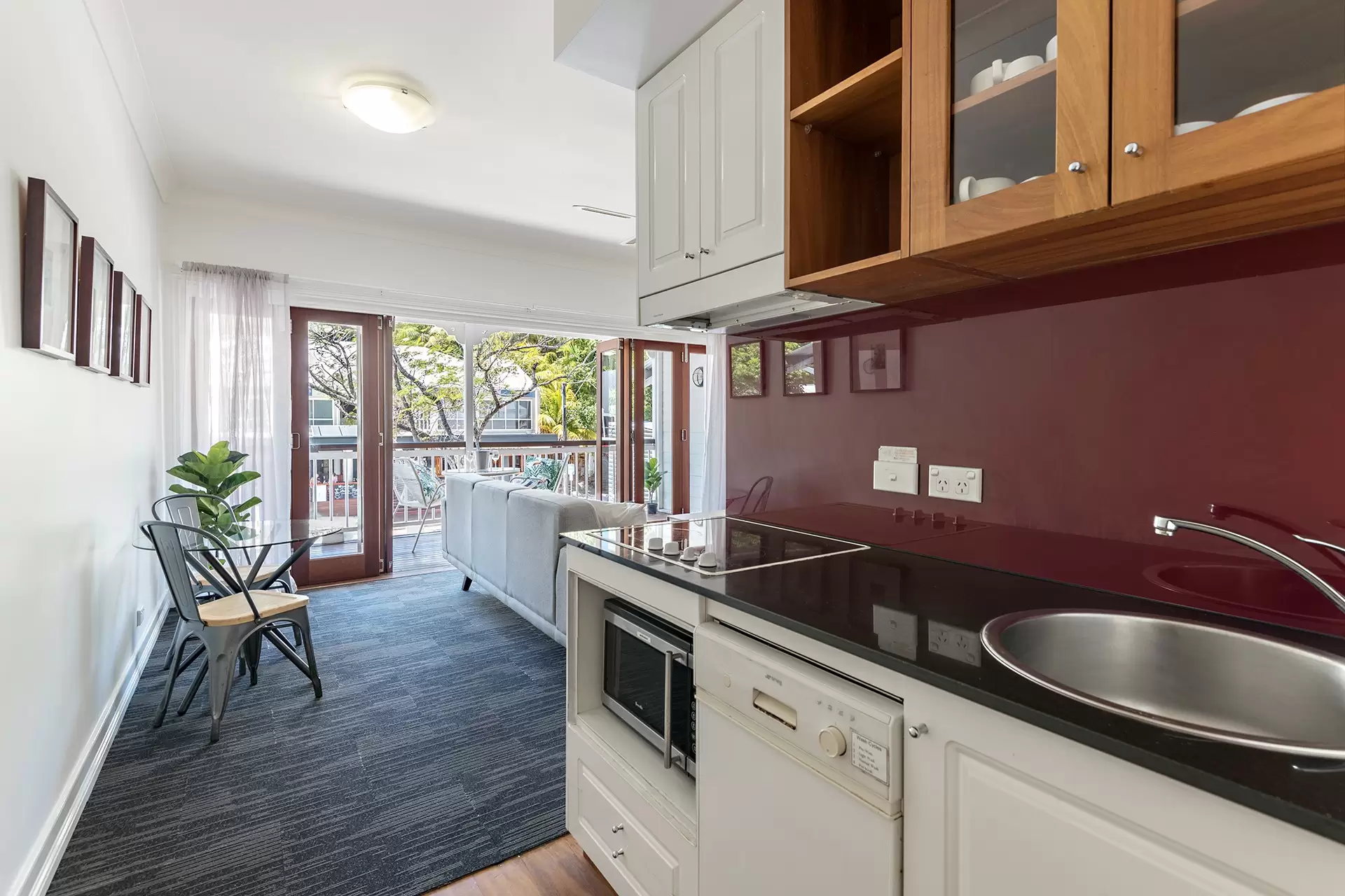 101/18-20 Wharf Street, Port Douglas Sold by  - image 1