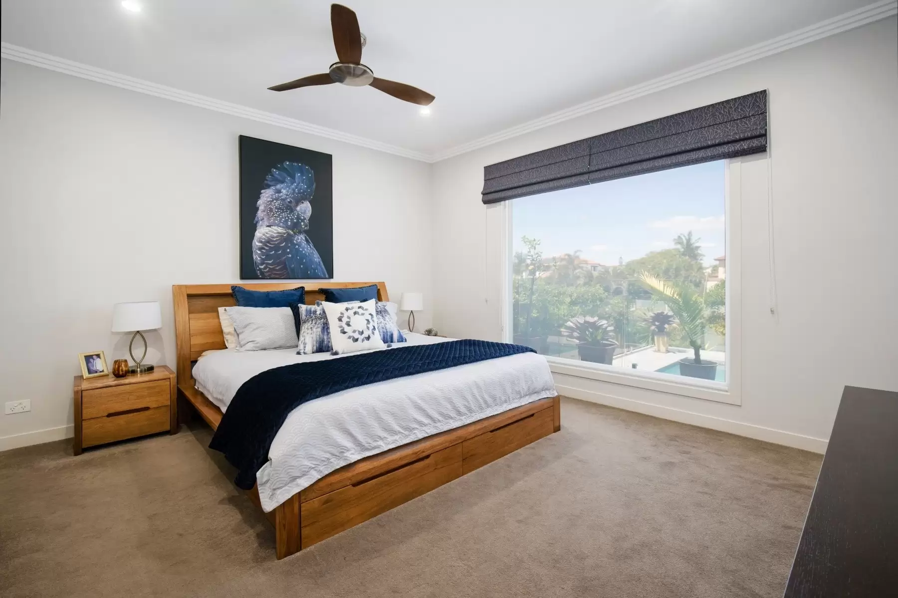 24 Lakeview Boulevard, Mermaid Waters Sold by Queensland Sotheby's International Realty - image 1