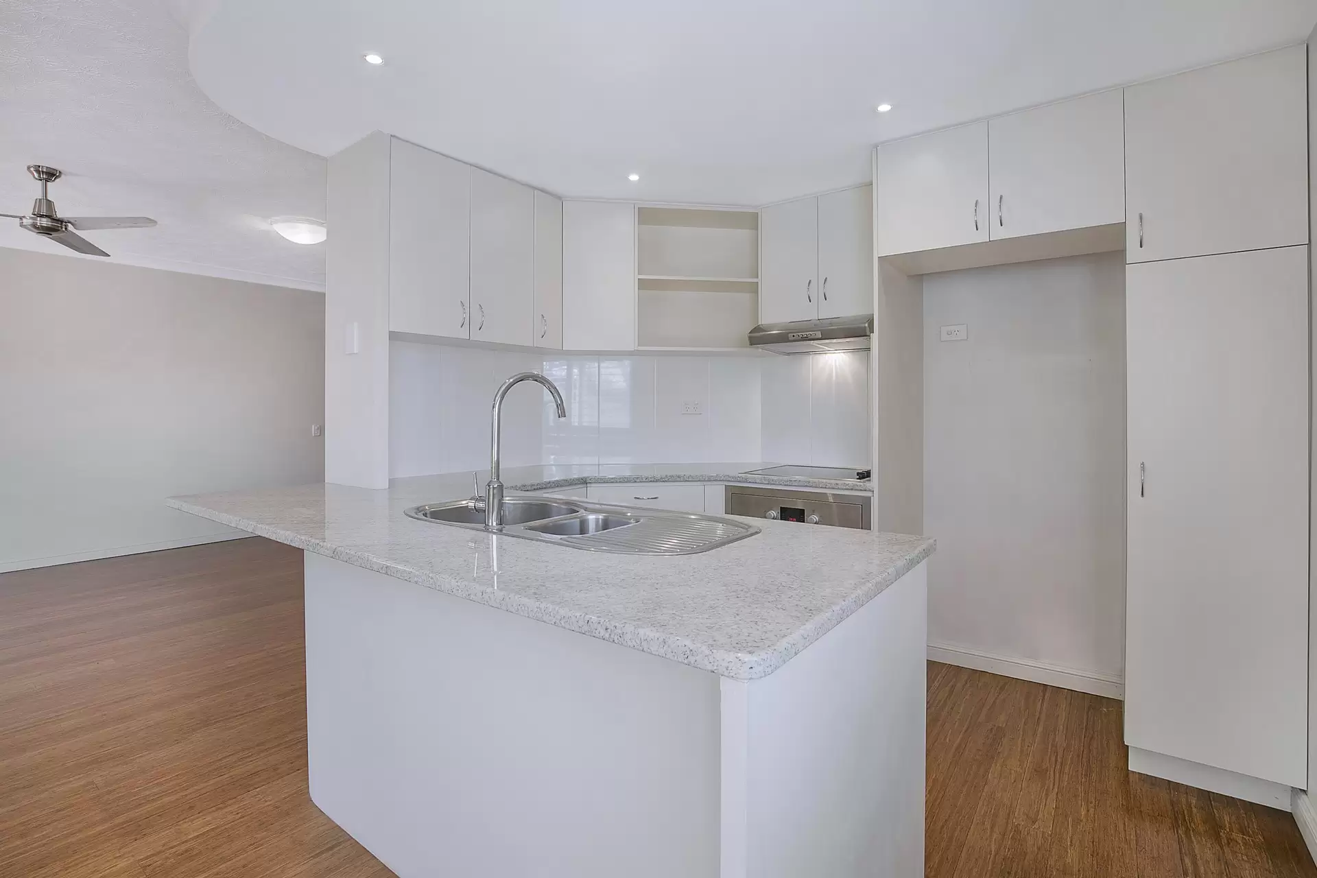 1/90 Racecourse Road, Ascot Sold by  - image 1