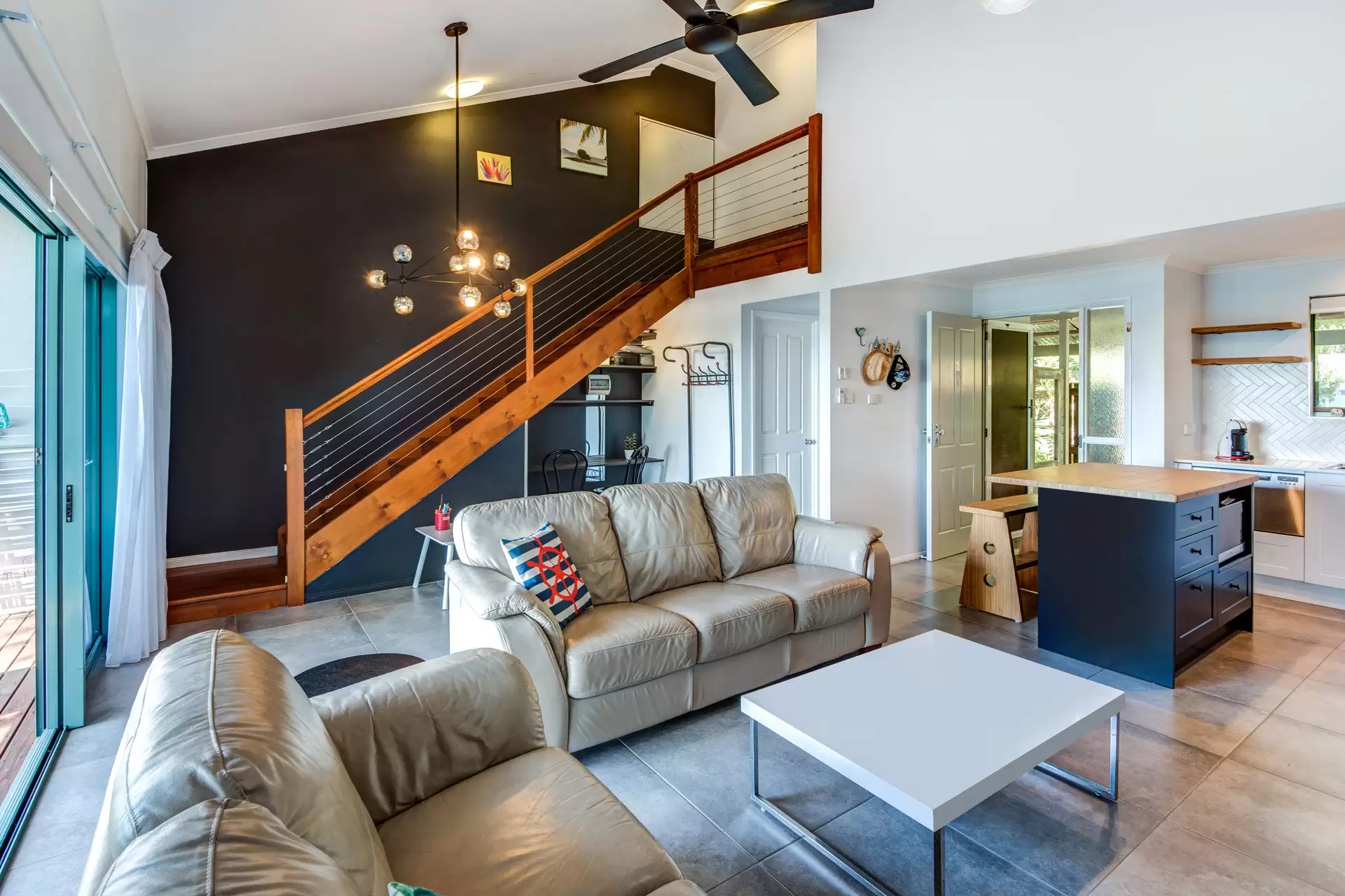 4 Banksia Court, Hamilton Island Sold by Queensland Sotheby's International Realty - image 1
