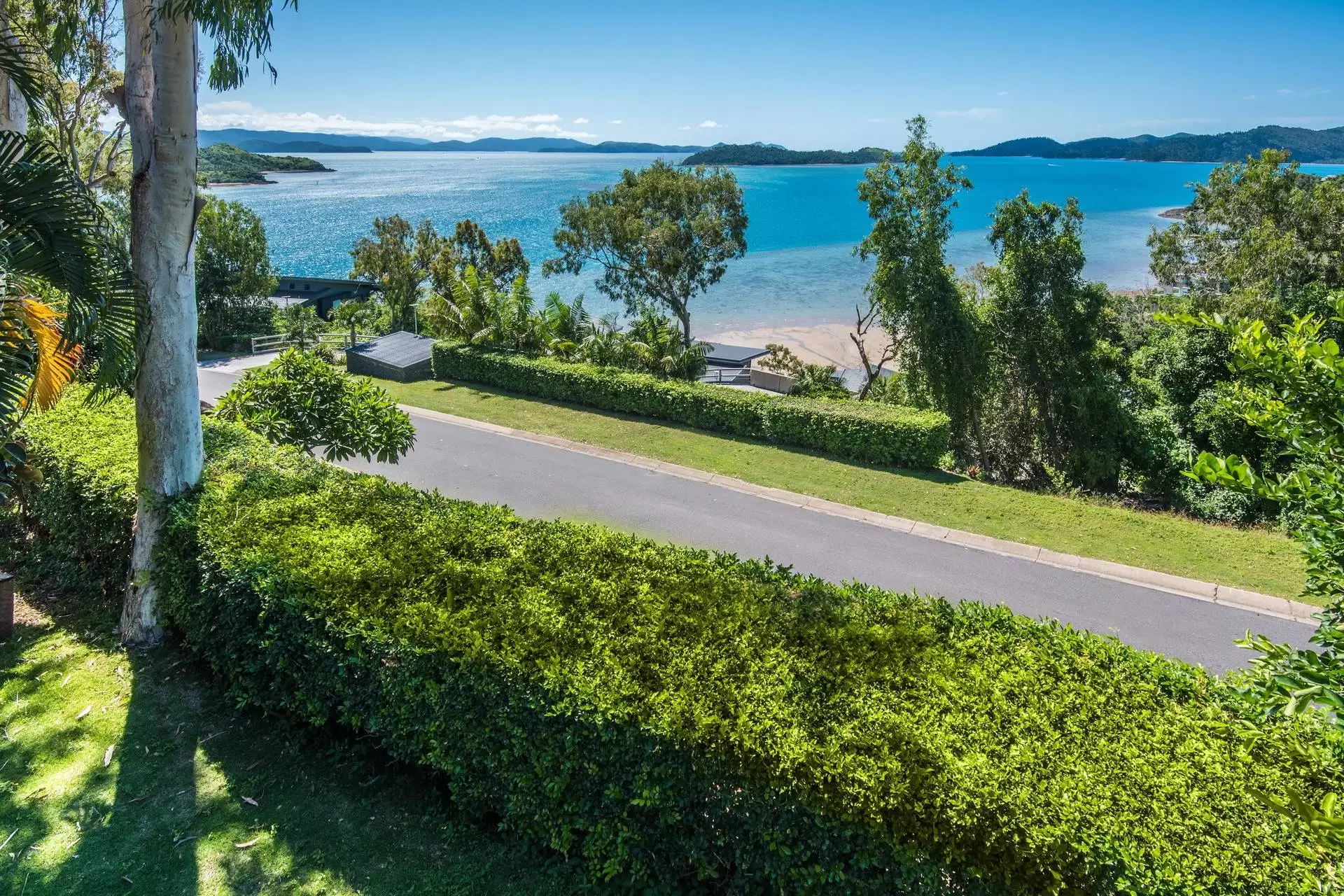4 Banksia Court, Hamilton Island Sold by Queensland Sotheby's International Realty - image 1