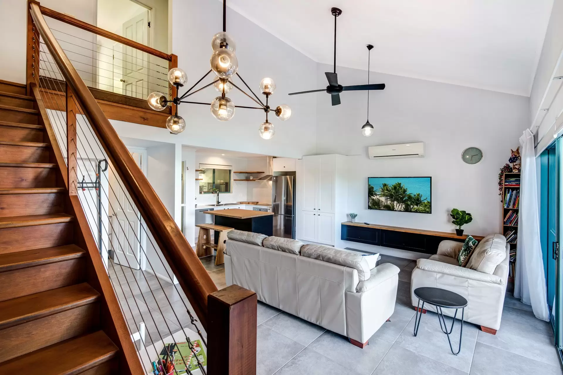 4 Banksia Court, Hamilton Island Sold by Queensland Sotheby's International Realty - image 1