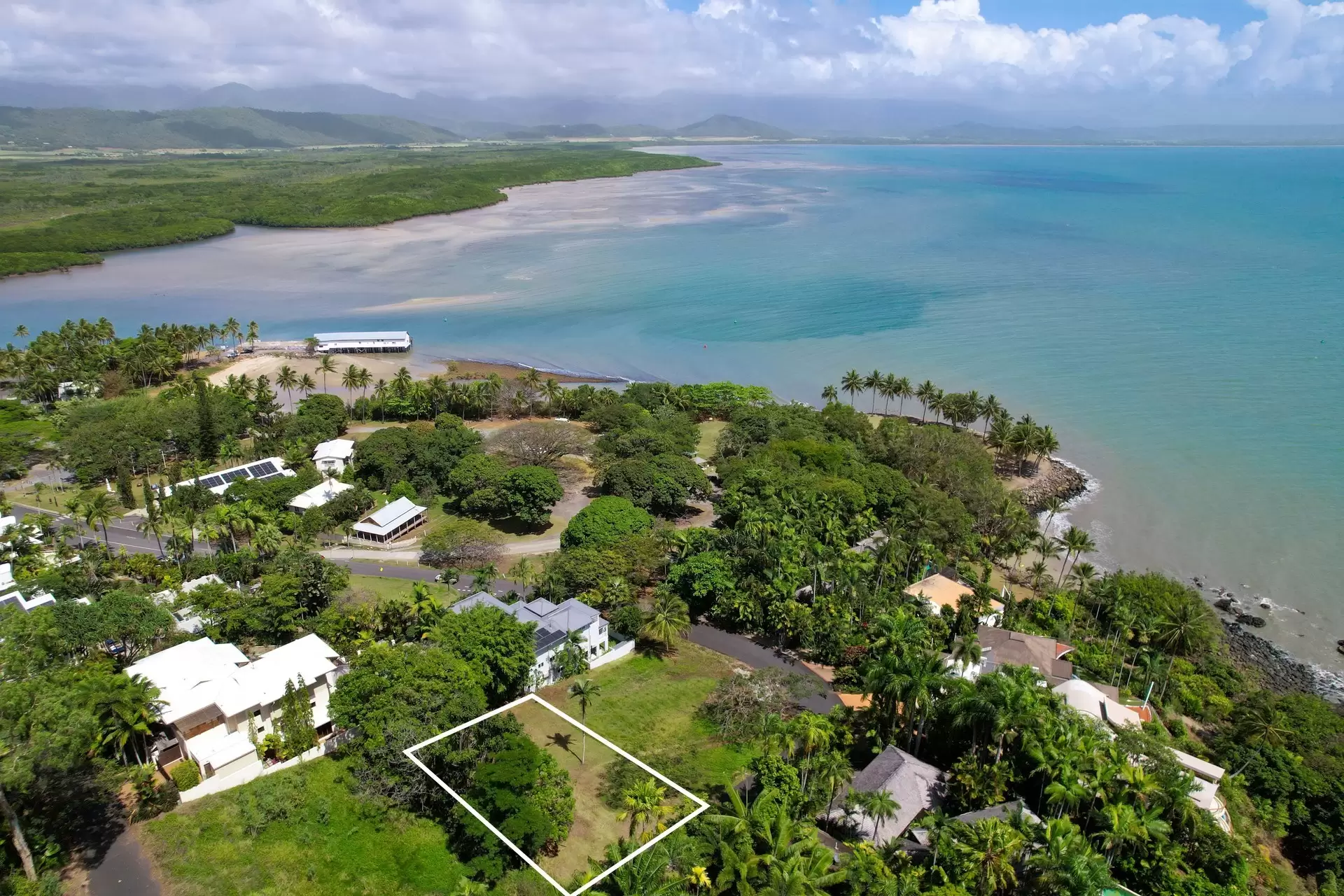 4 Wharf Street, Port Douglas Sold by Queensland Sotheby's International Realty - image 1