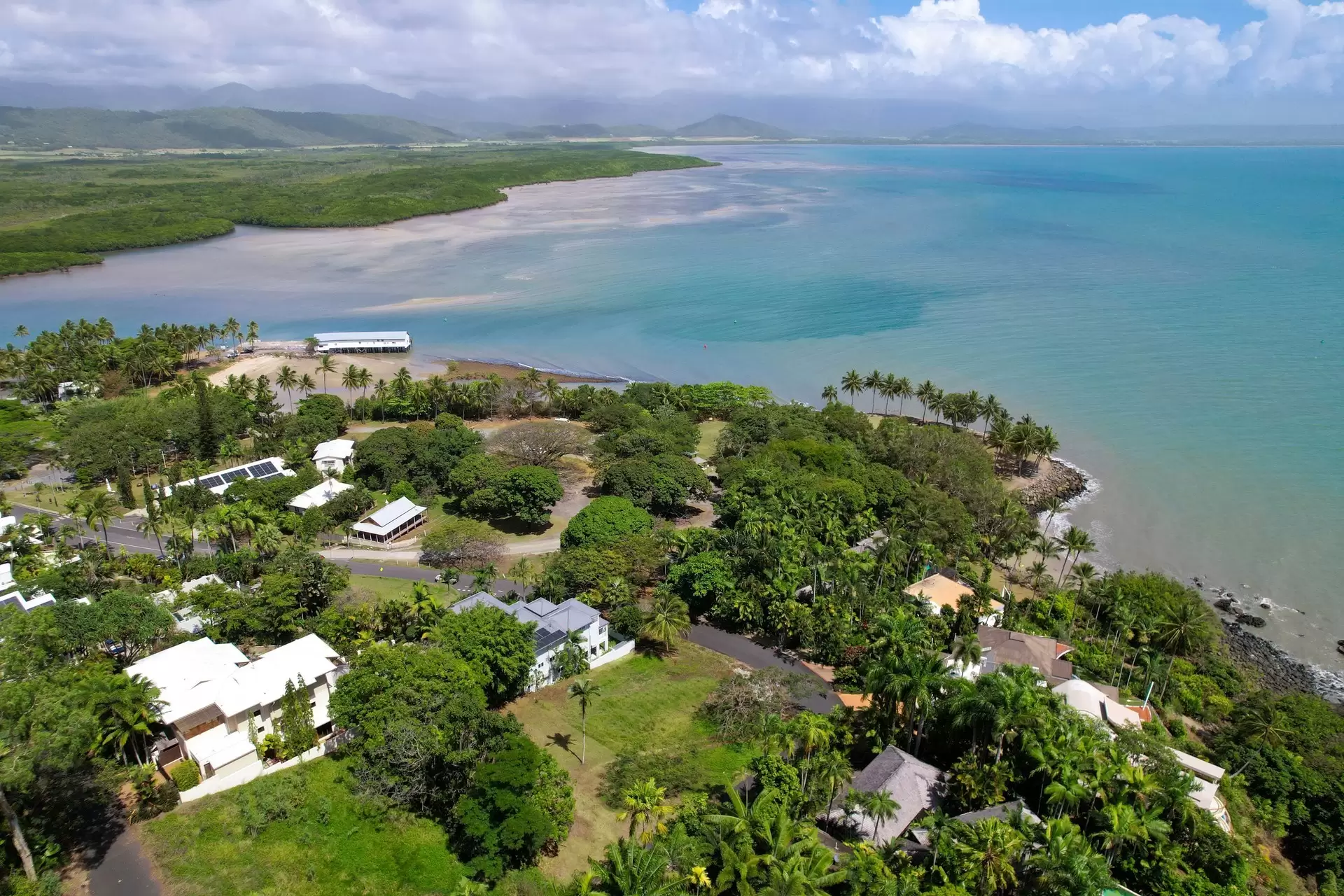 4 Wharf Street, Port Douglas Sold by Queensland Sotheby's International Realty - image 1