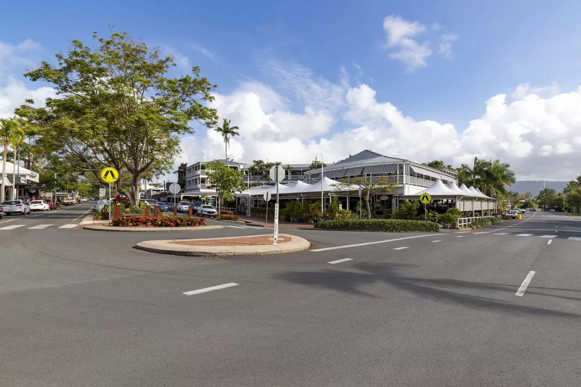 4 Wharf Street, Port Douglas Sold by Queensland Sotheby's International Realty - image 1
