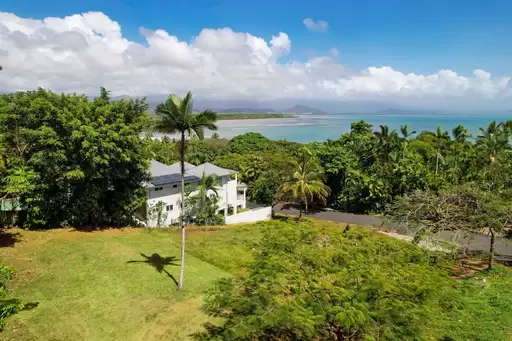 4 Wharf Street, Port Douglas Sold by 