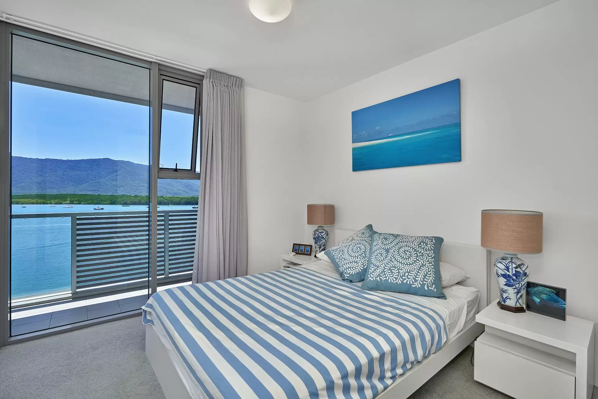 27/1 Marlin Parade, Cairns City Sold by Queensland Sotheby's International Realty - image 1