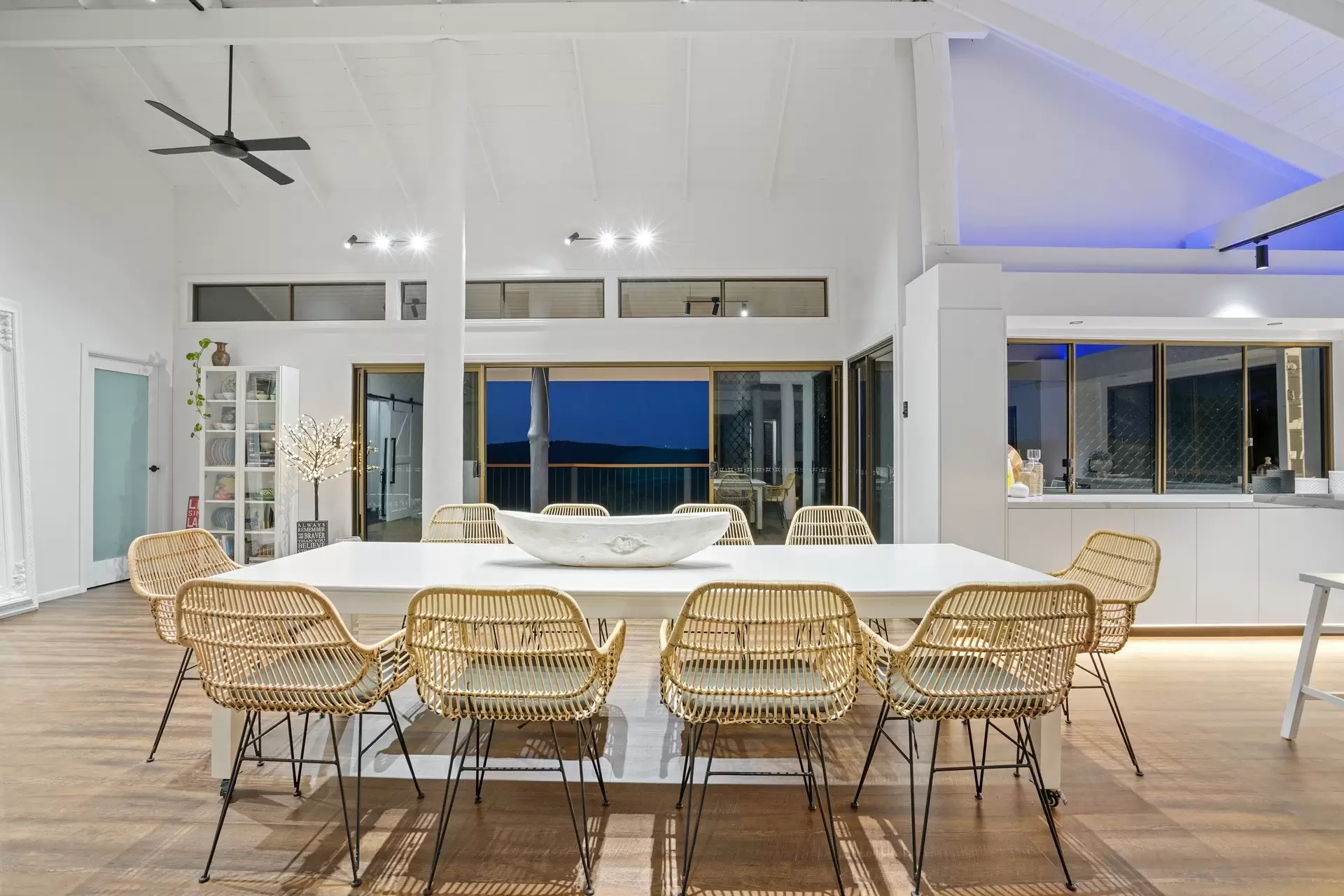 1 Carapook Crescent, Tallebudgera Sold by Queensland Sotheby's International Realty - image 1