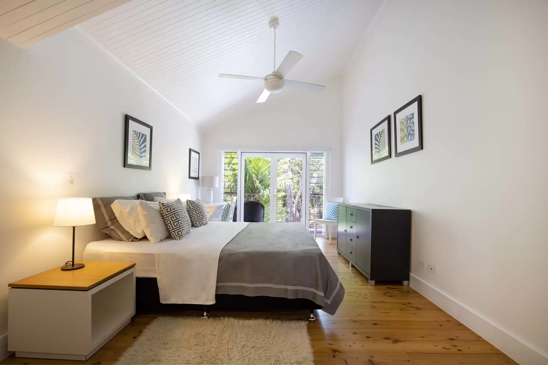 2/62 Garrick Street, Port Douglas Sold by Queensland Sotheby's International Realty - image 1