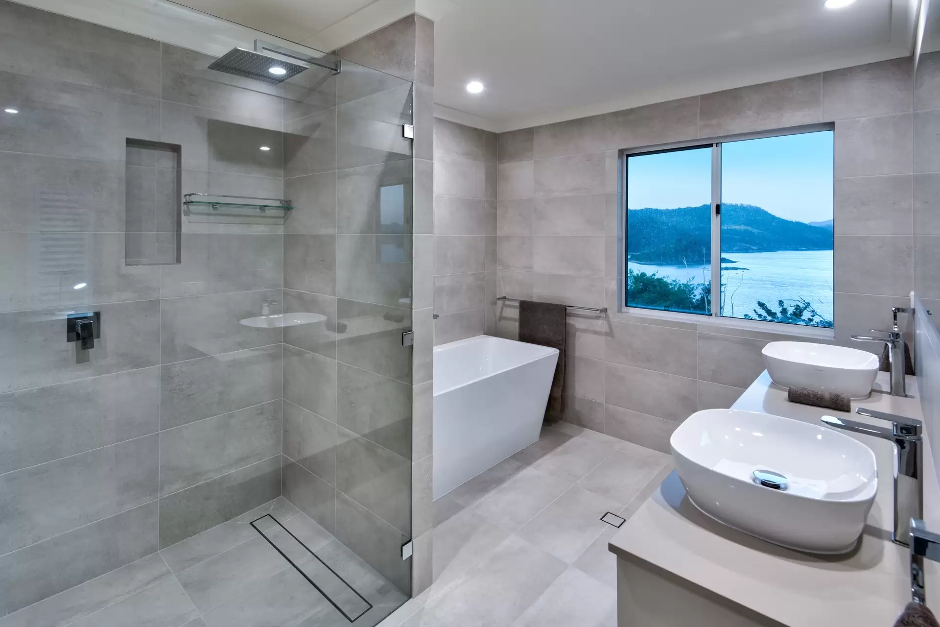 2/1 Coral Sea Avenue, Hamilton Island Sold by Queensland Sotheby's International Realty - image 1