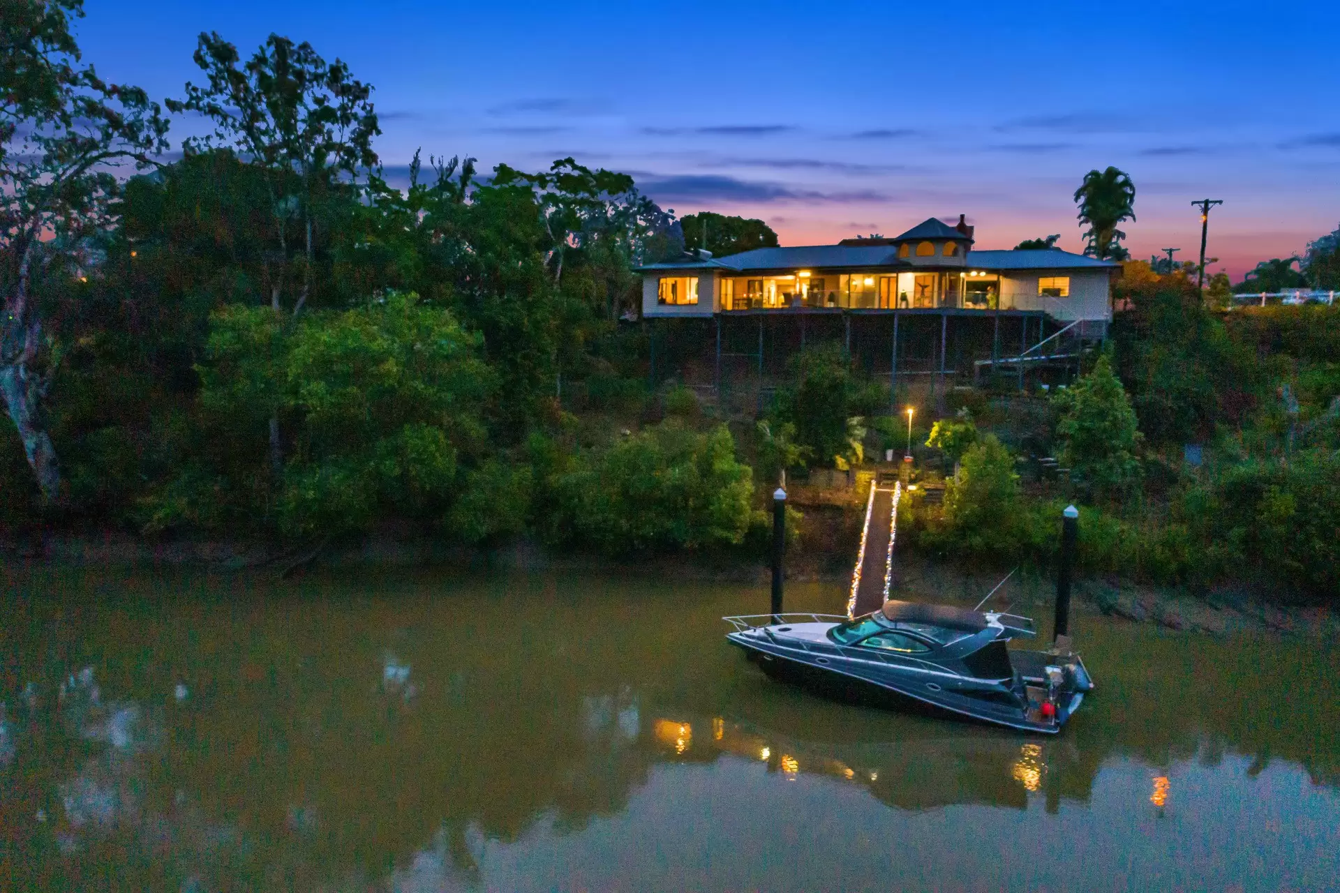 2 North Street, Maryborough Sold by Queensland Sotheby's International Realty - image 1