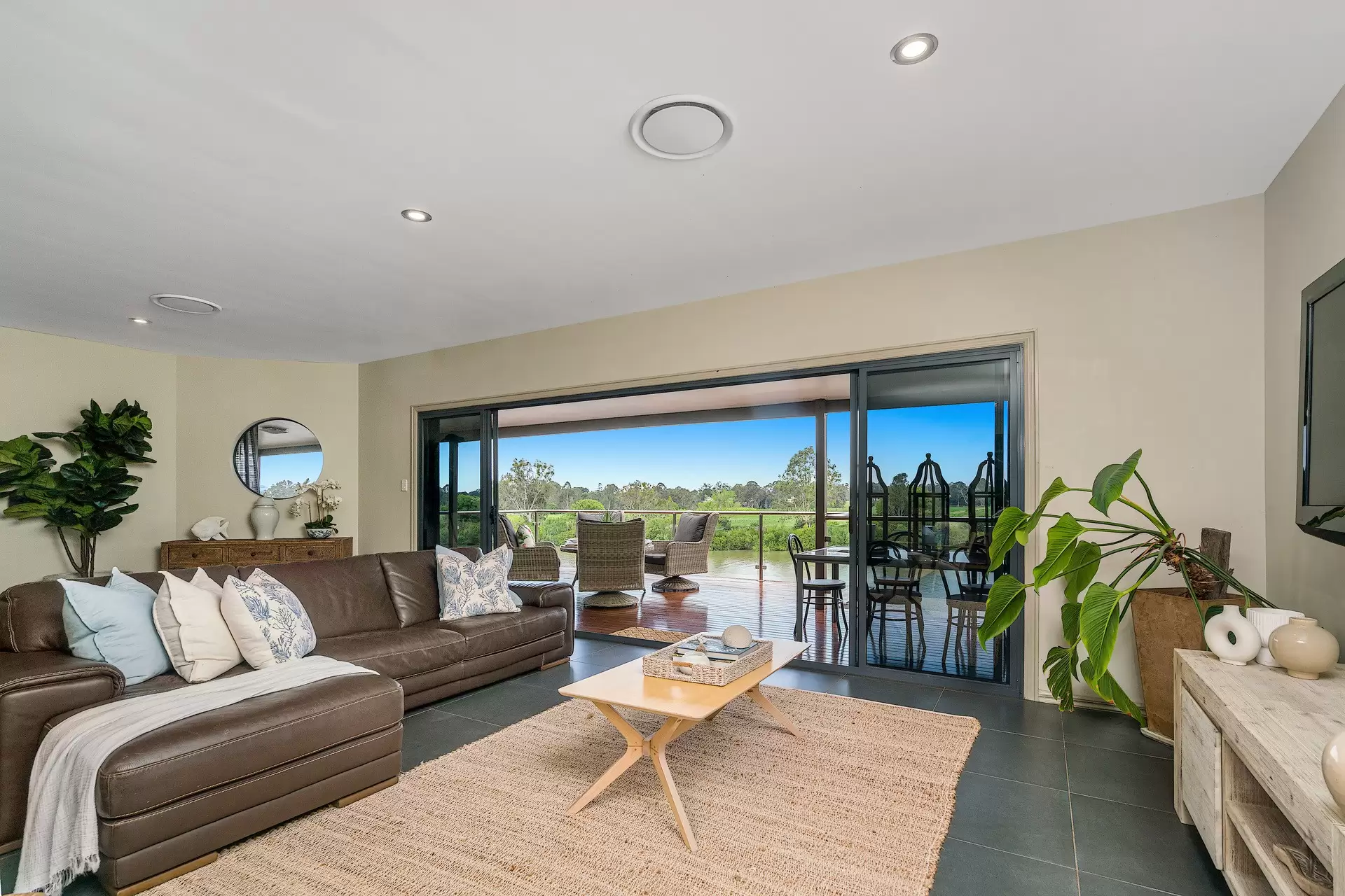 2 North Street, Maryborough Sold by  - image 1